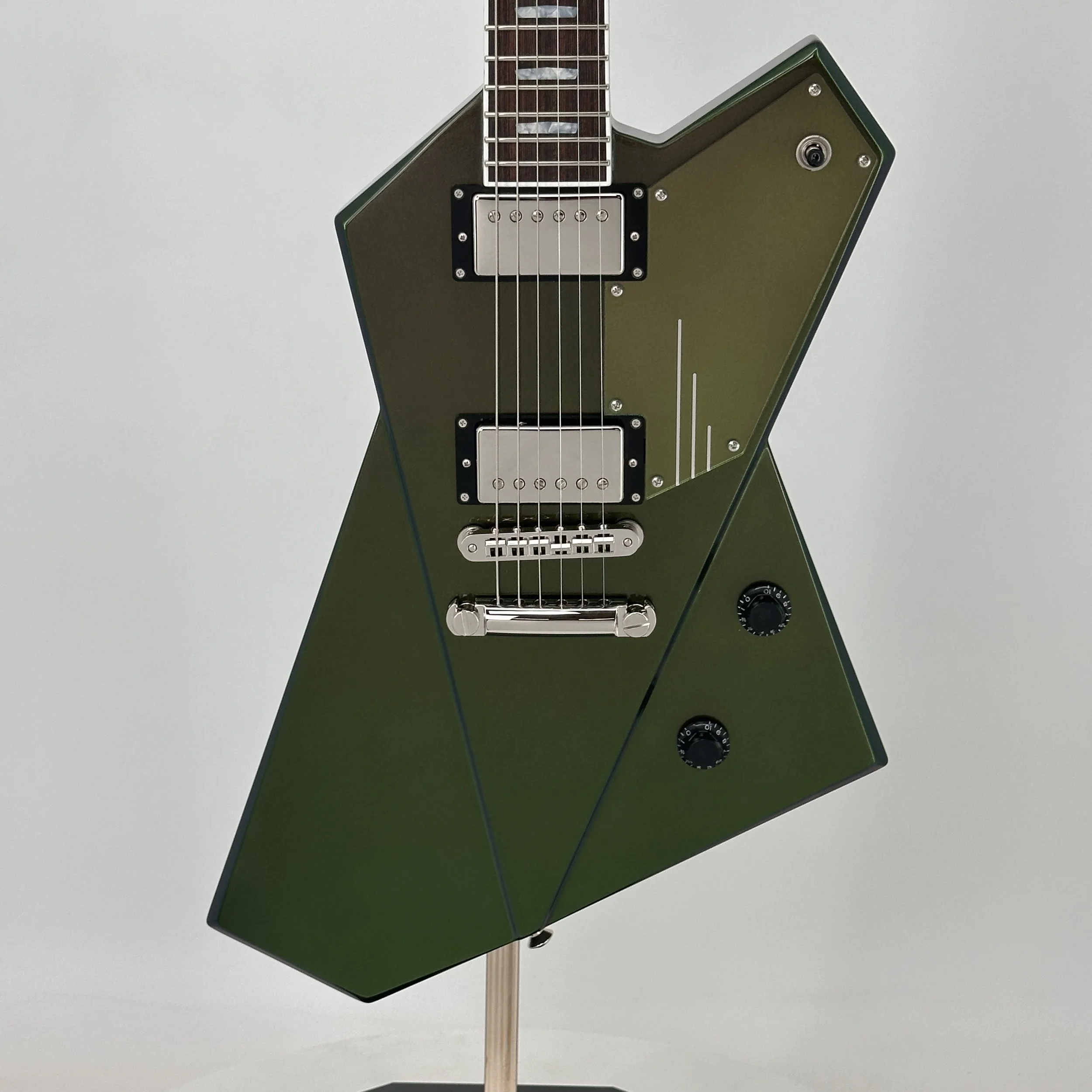 Gripen #124 Magic Green Chameleon