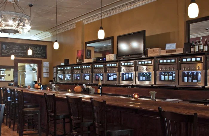 pangeawinebar - Copy.jpg