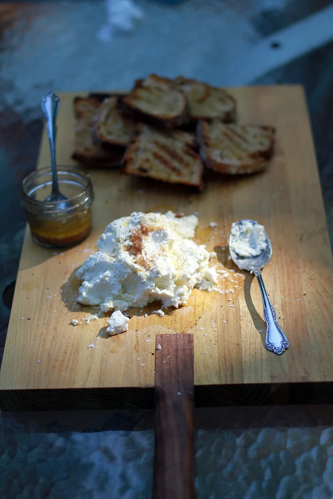 grilled-bread-ricotta.jpg