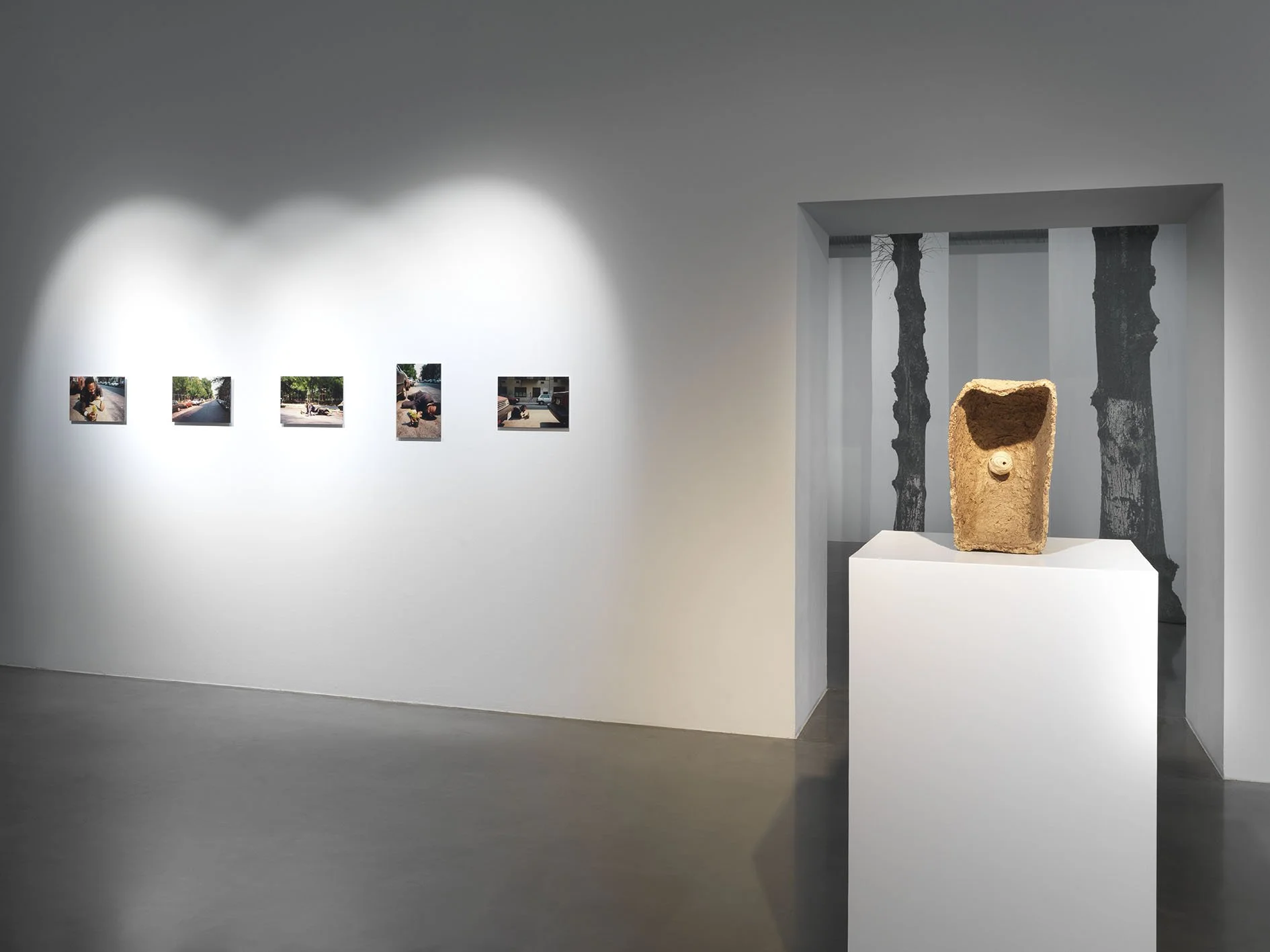   Iliggocene - The Age of Dizziness , 2026, Ausstellungsansicht, Maschinenhaus M2, KINDL, © Nika Radić / VG Bild-Kunst, Bonn, 2026, Foto: Jens Ziehe 