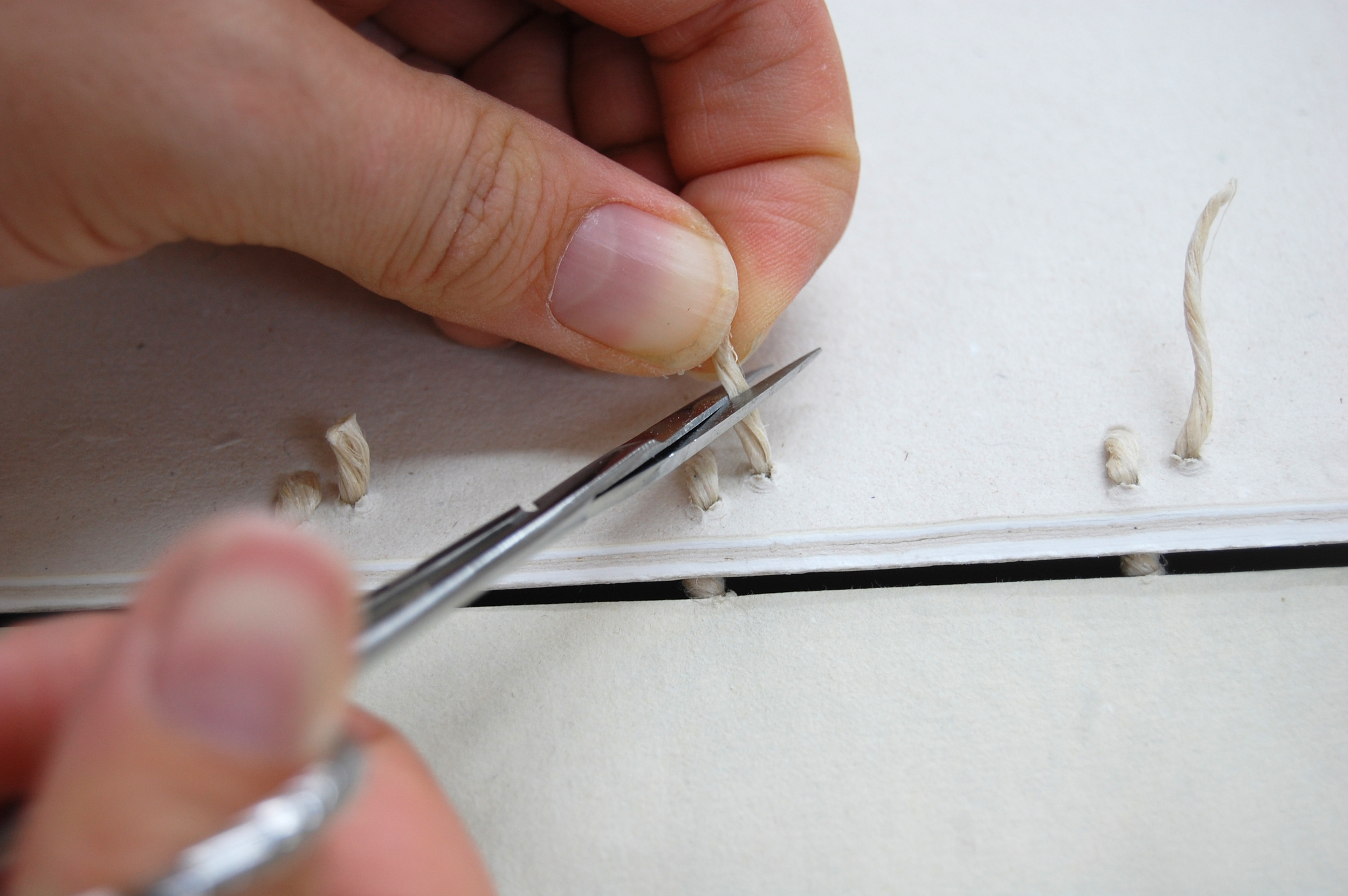 8 Lacing - 10.jpg