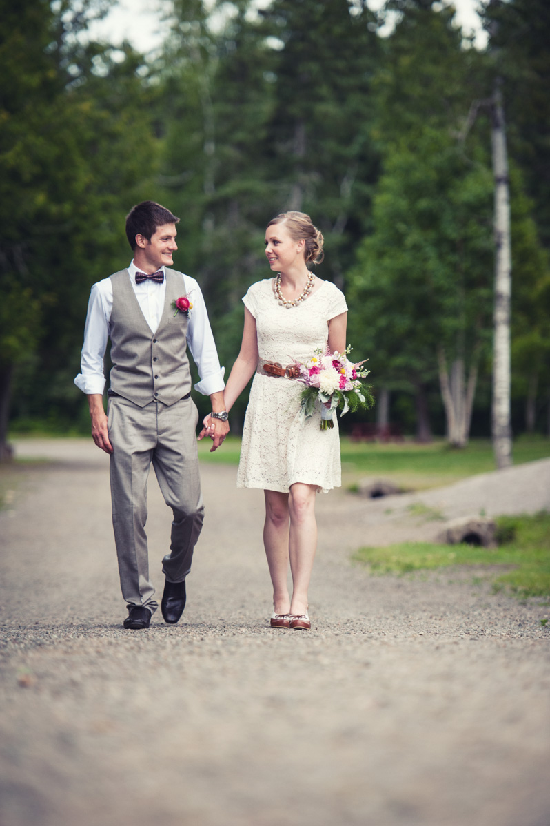 Knowing tha we would eventually be going to the local park, Erika and Daniel chose a muted colour scheme for their attire and it worked wonderfully. It really complimented their surroundings.