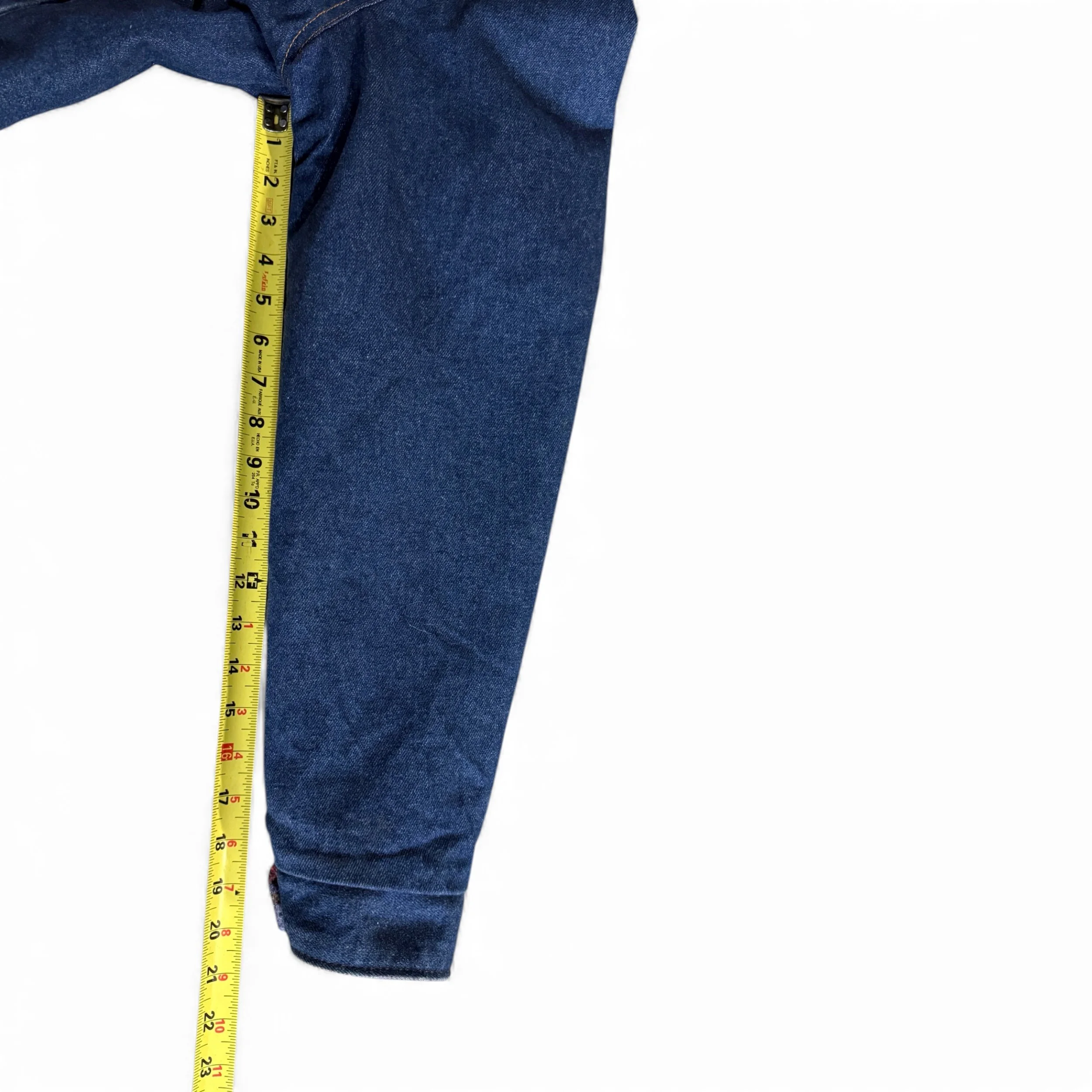 Inner sleeve measurements on a vintage denim jacket