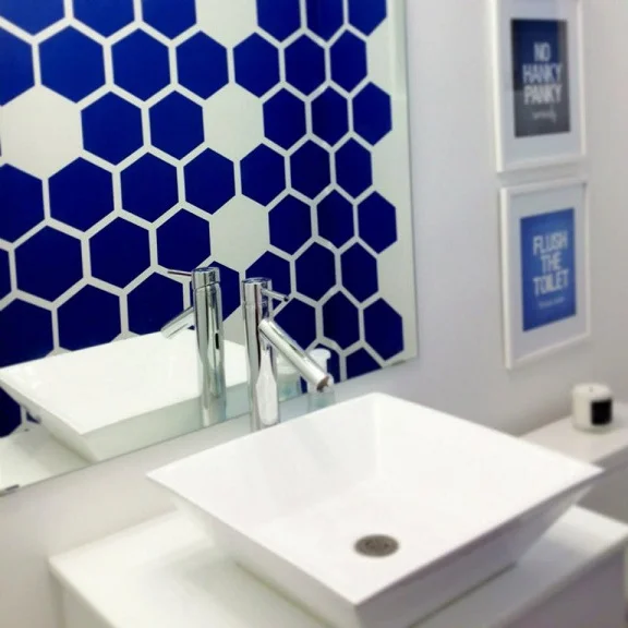 Hexagon pattern wall decal, modern geometric removable wall decor, easy to apply and remove vinyl for home and office walls.