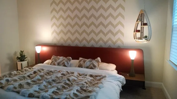 Swoopy Chevron - Robin.jpg