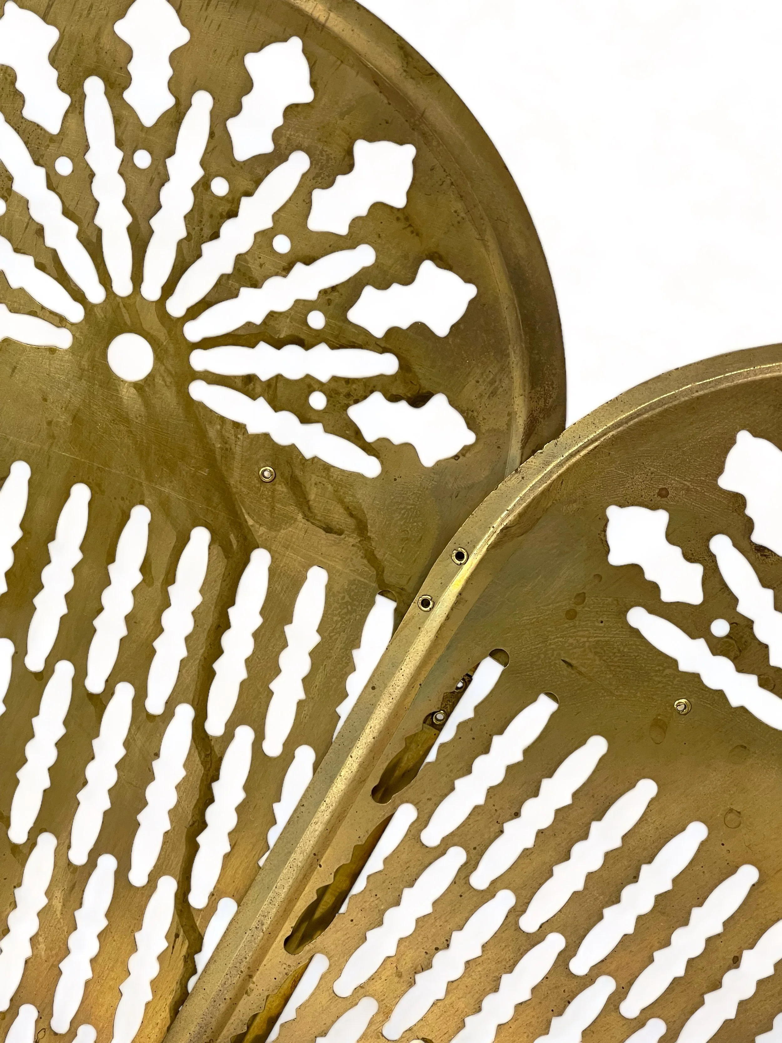 Vintage ornate solid brass art deco fireplace screen. Double sided, foldable, heavy duty weighing 17 lbs.