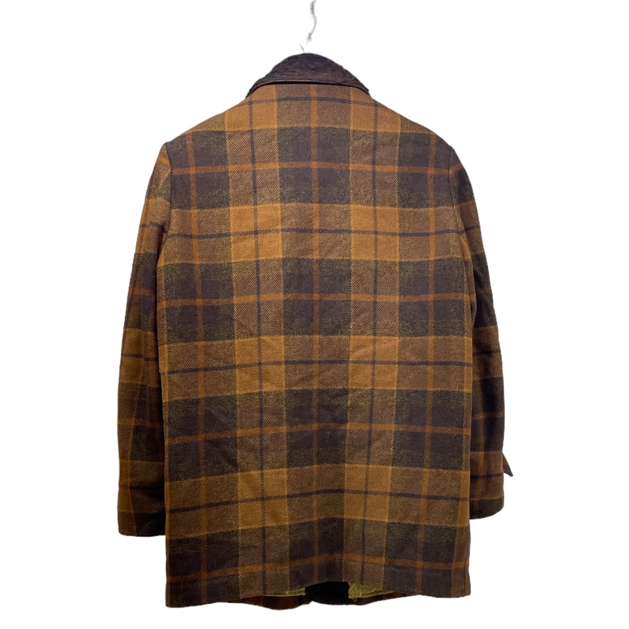 Vintage 1960s brown plaid Pendleton jacket, fully lined, button front, size large.