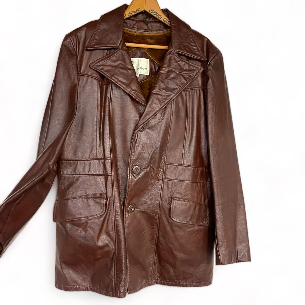 Vintage Gino Leathers 1970s Men's Leather Jacket: Timeless Style