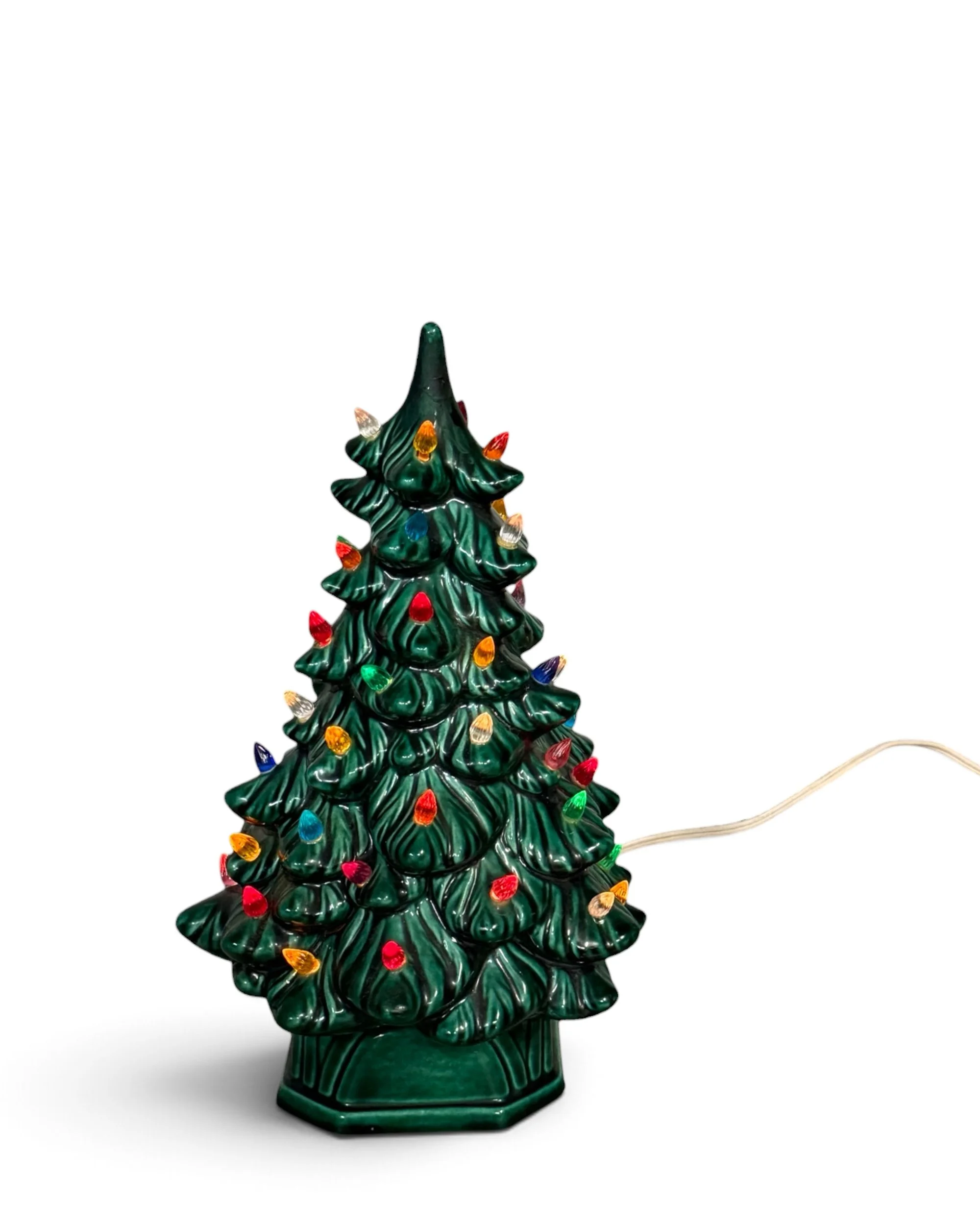 vintage+1970s+Holland+Mold+ceramic+Christmas+tree+with+lightsPhotoroom_20260923_223927.png