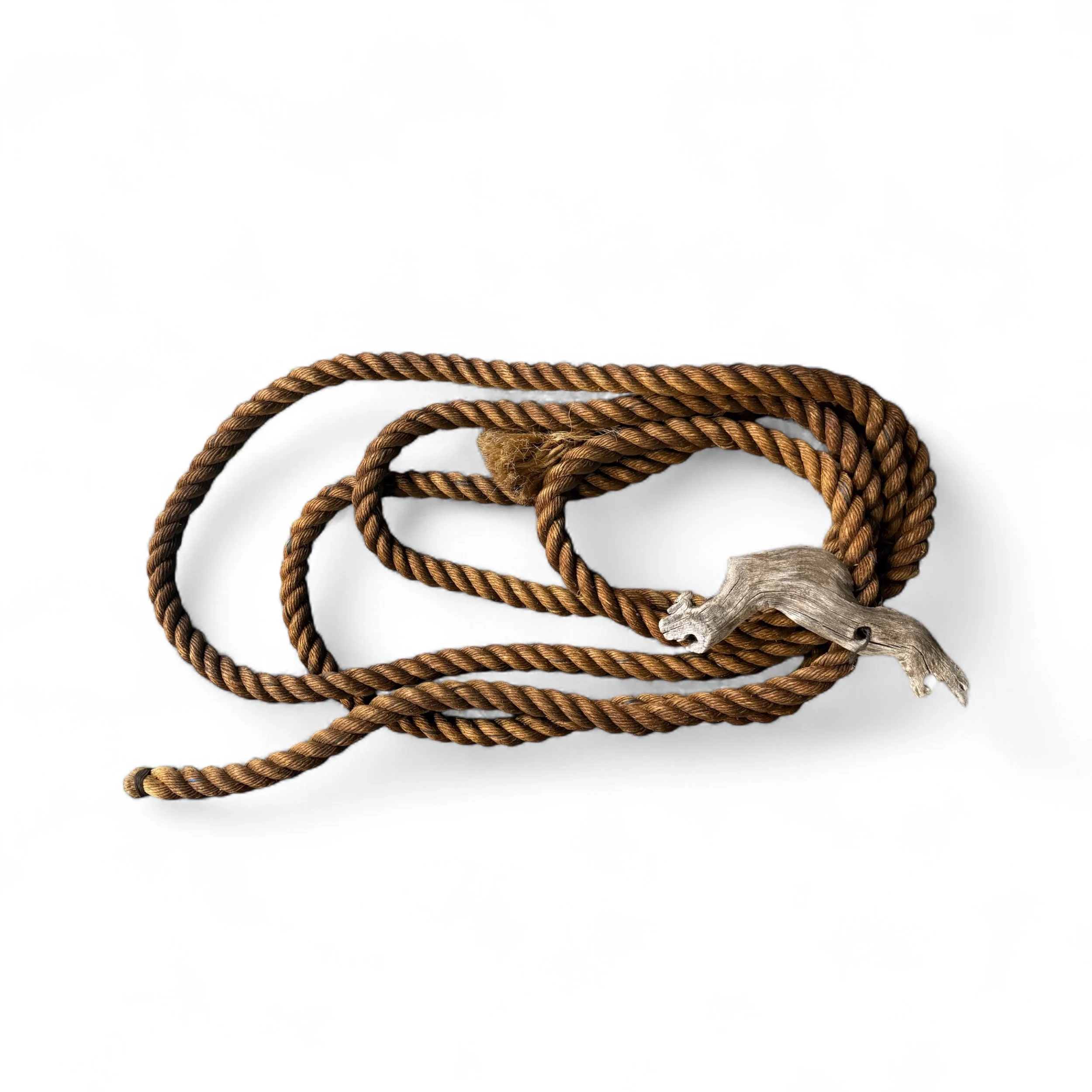 Photoroom_20251102_090911vintage nautical hemp rope - ModernArtifactDecor.JPG