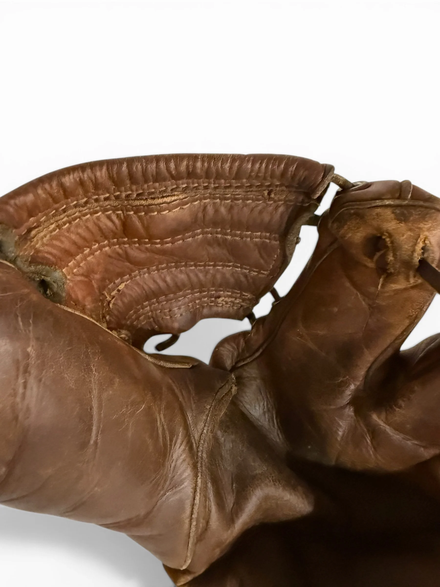 Photoroom_20260331_221140vintage D&M leather baseball glove - Modern Artifact Decor.JPG