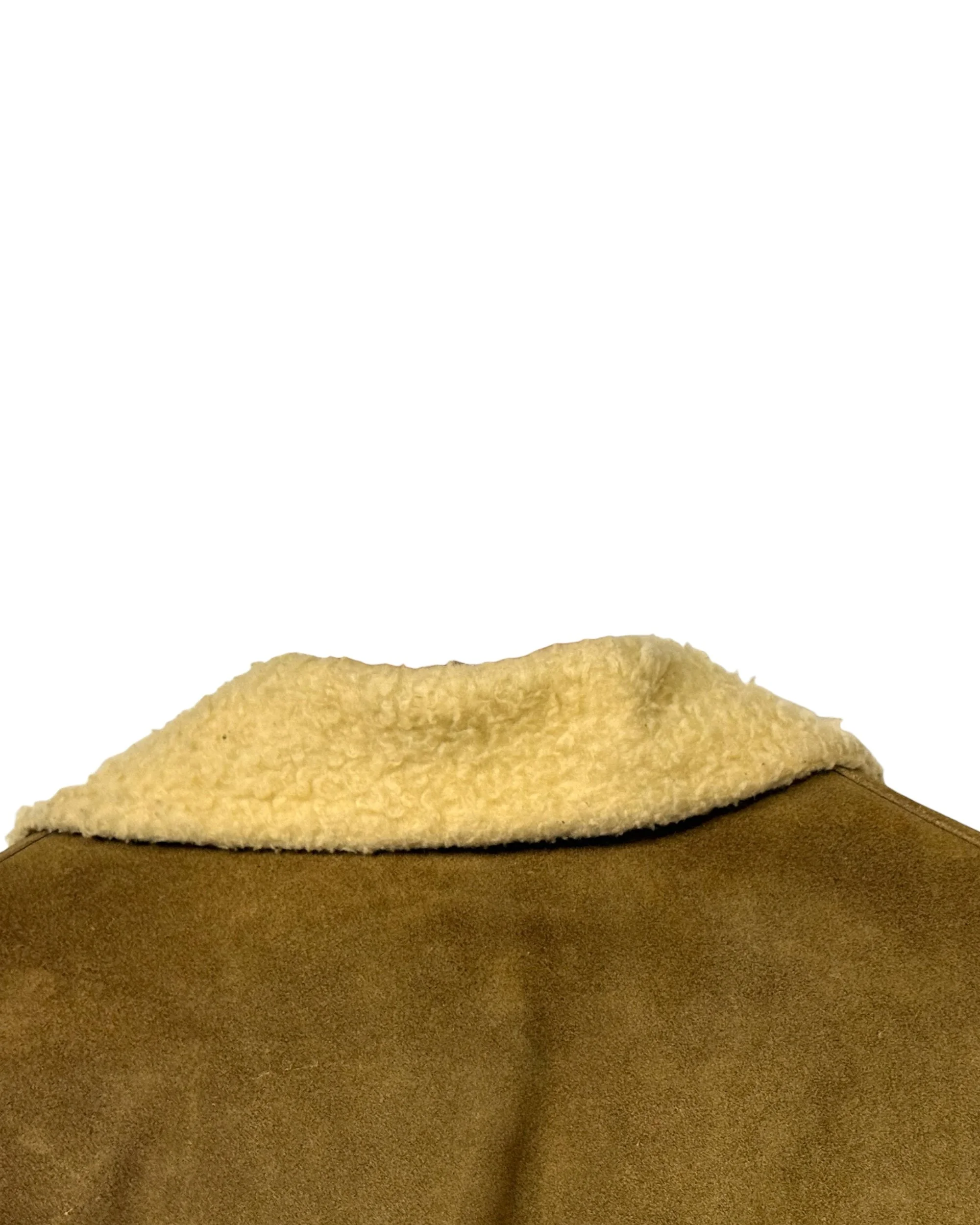 close up view of camel brown suede and sherpa fleece collar on 70s vintage Pioneer Wear jacket