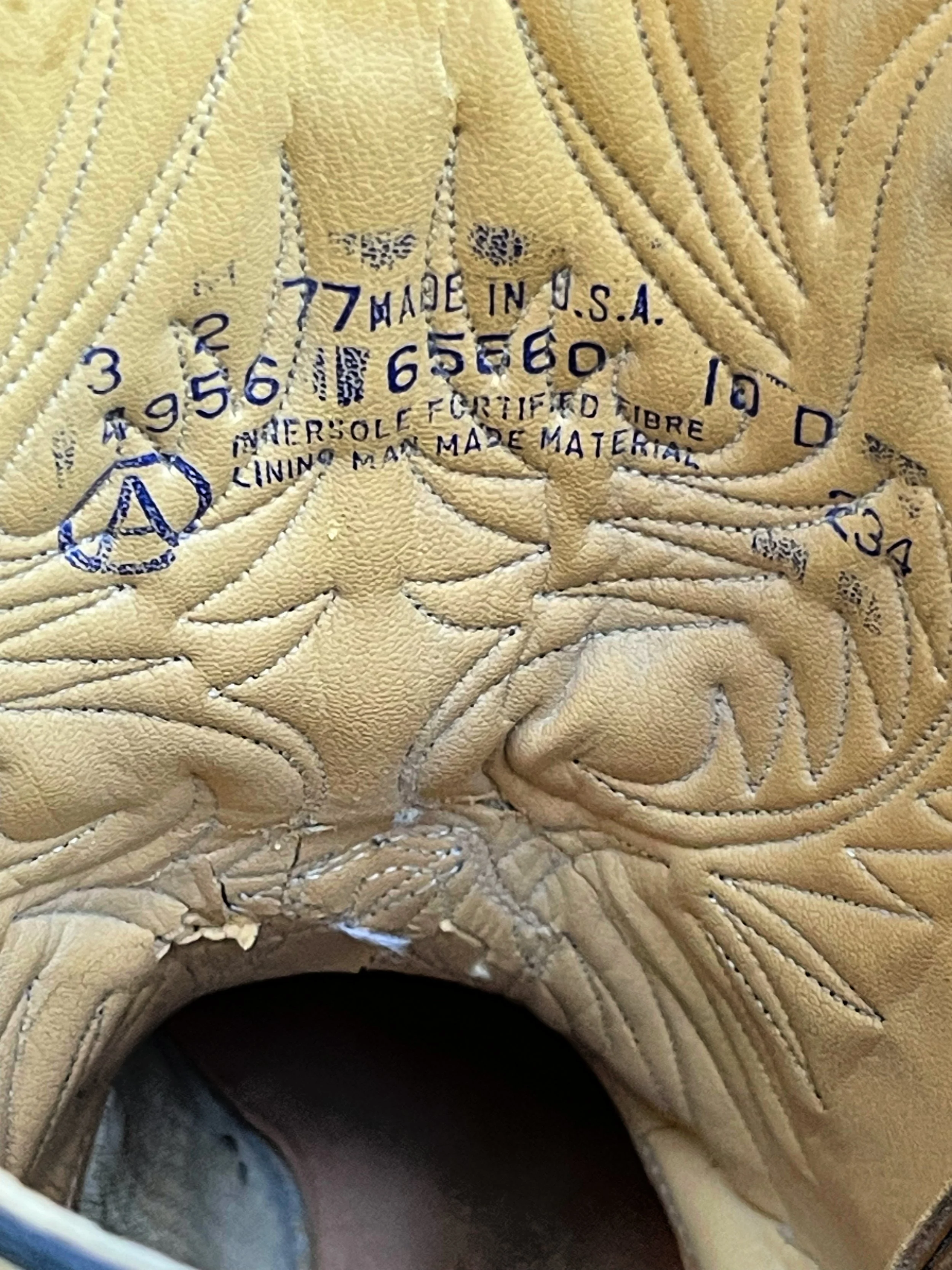 Vintage leather Acme Cowboy Boots, - 1970s Circle A Cowboy Boots, Size 10D, tall shaft.