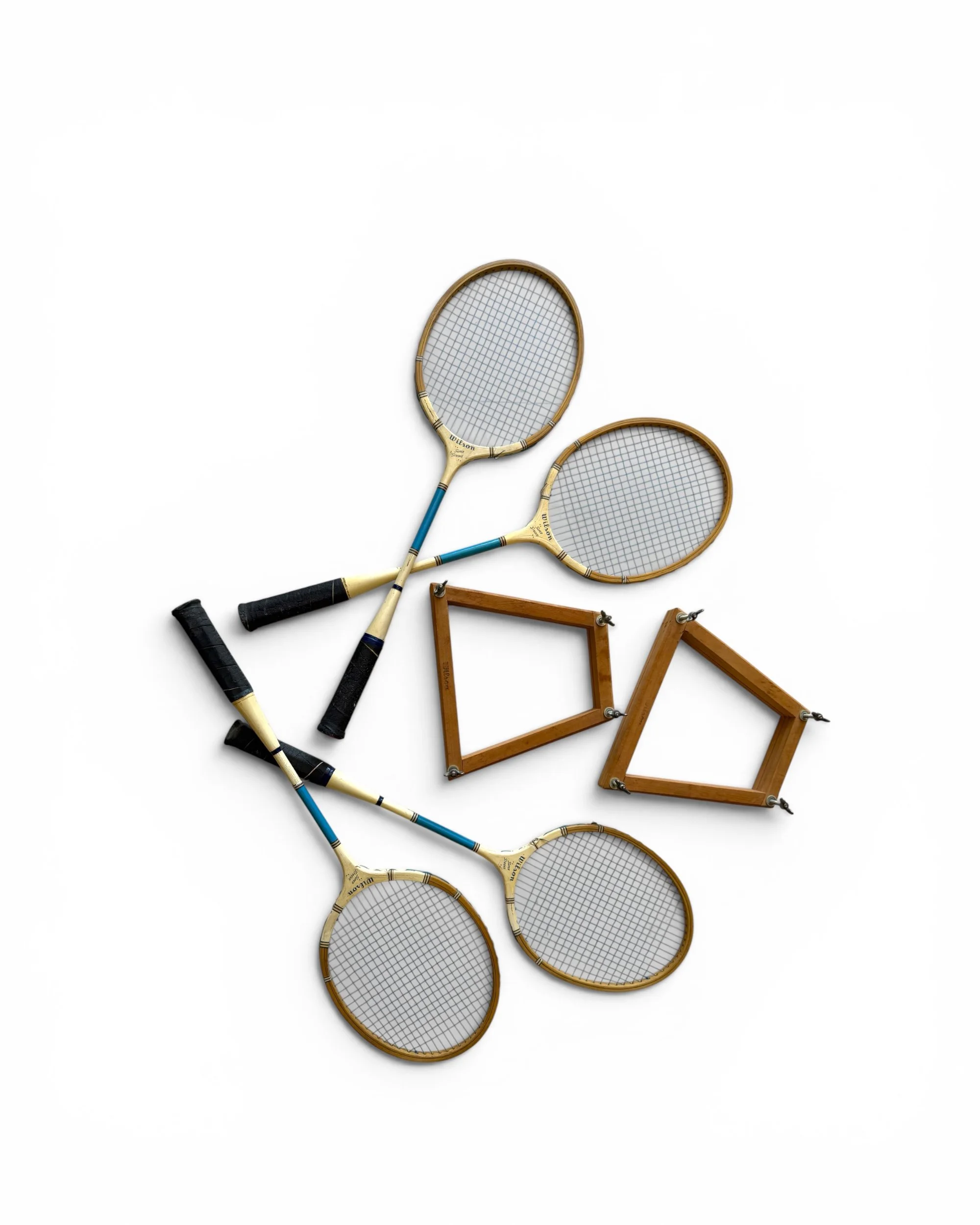 Photoroom_20260706_083057vintage set 4 Wilson Super Stroke badminton rackets with presses - Modern Artifact Decor.JPG