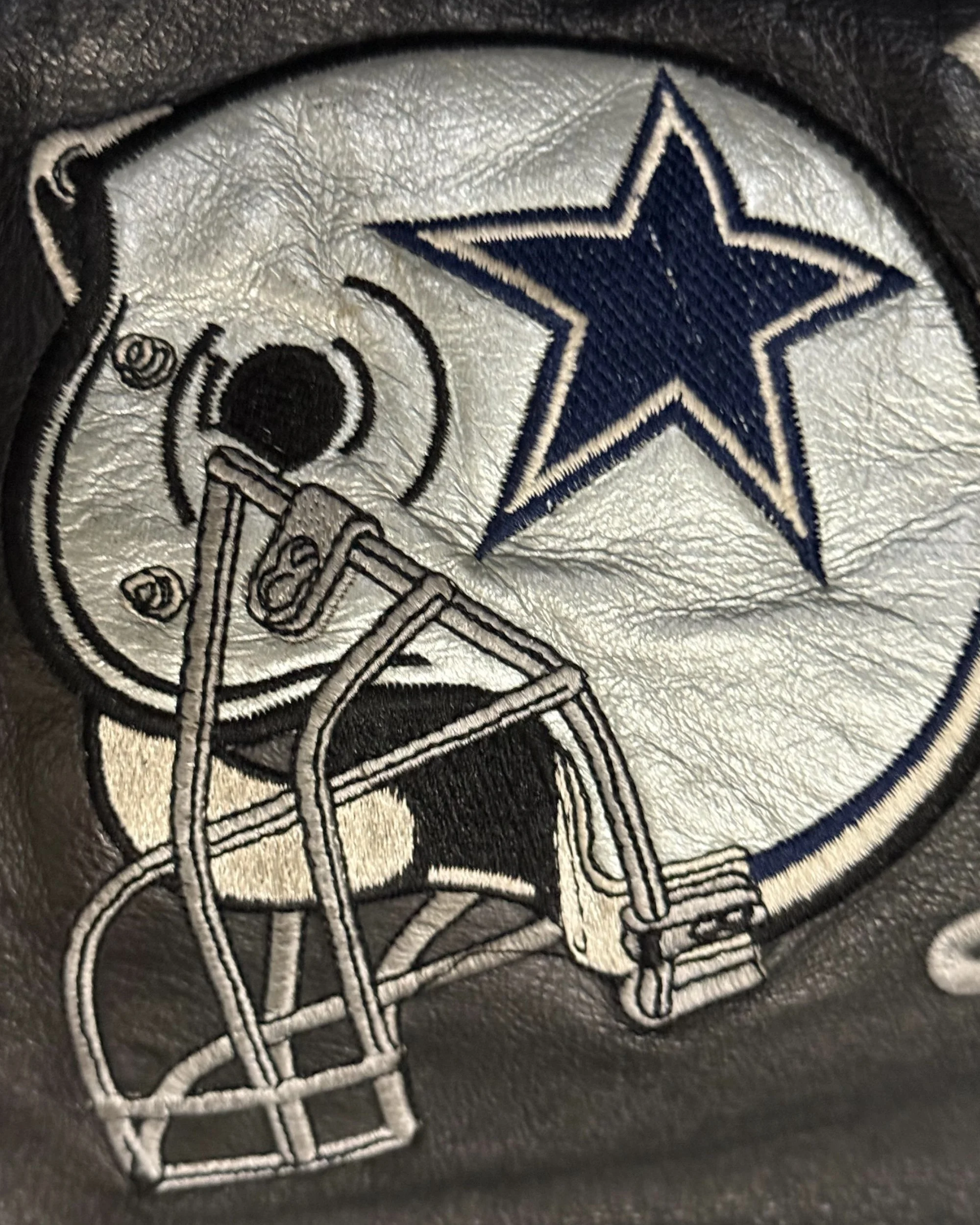 vintage 90s leather Dallas Cowboys Jacket - Modern Artifact DecorPhotoroom_20261010_073754.JPG