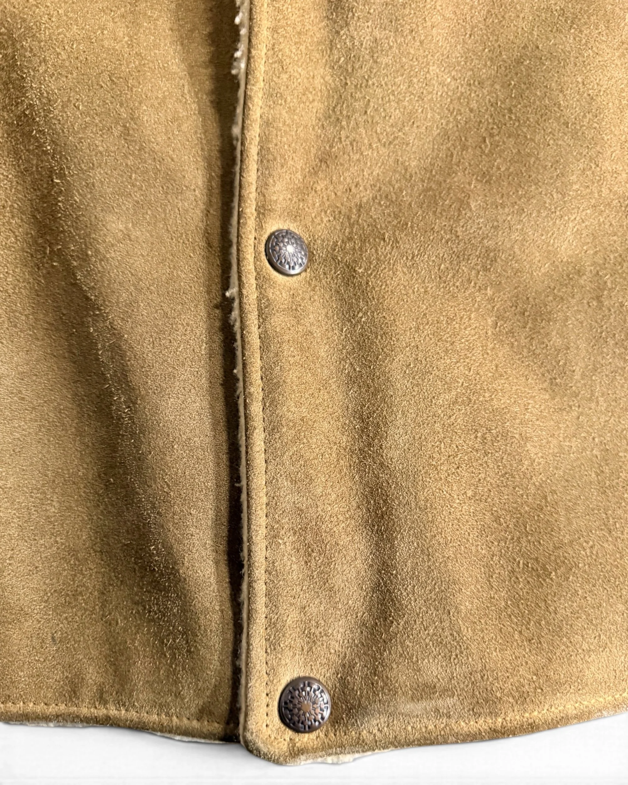vintage Pioneer Wear suede jacket with linebacker fabric by J.P. Steven NFLPhotoroom_20261012_101544.JPG