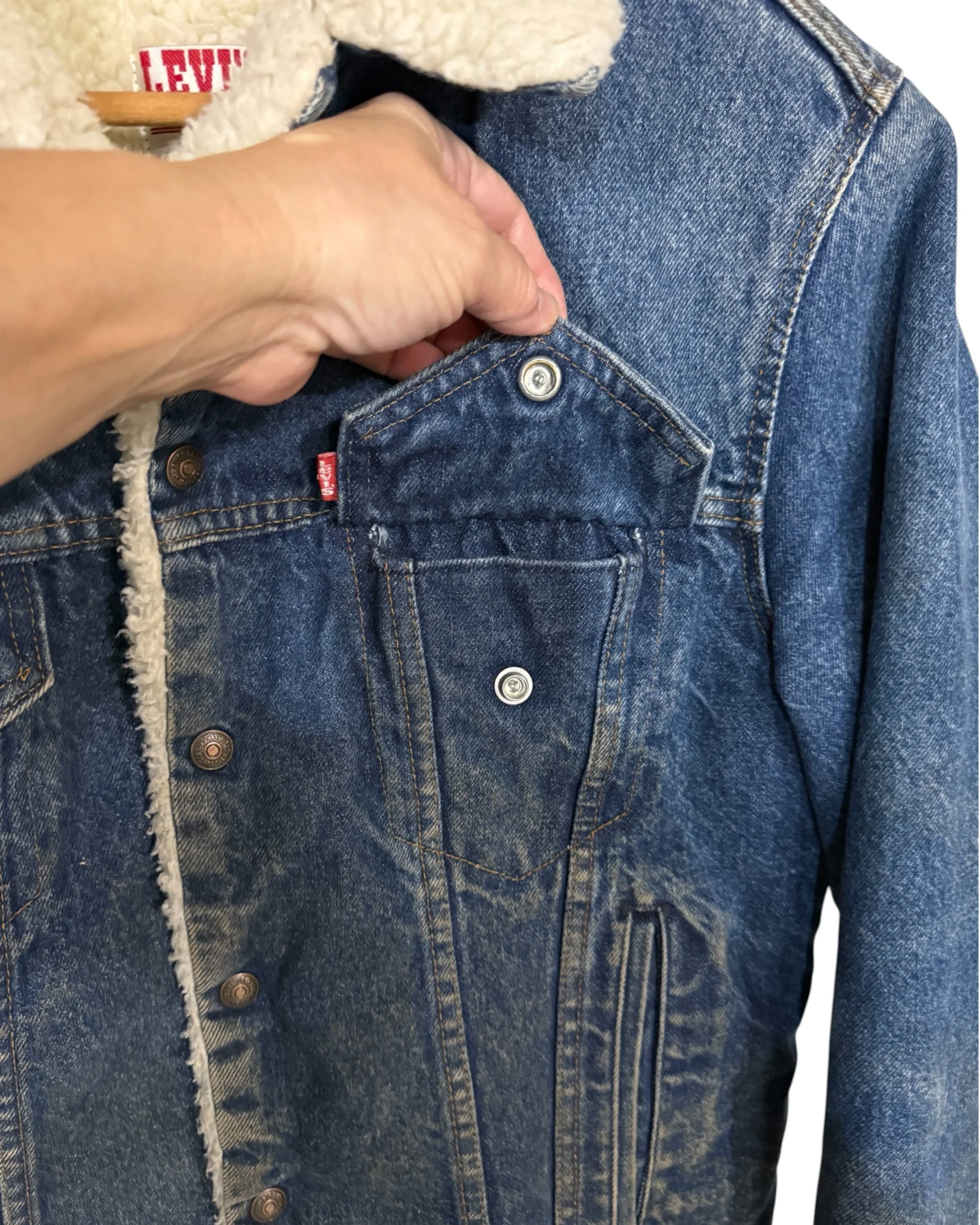 vintage Levi sherpa lined denim jacket 1980s - Modern Artifact DecorPhotoroom_20260824_185634.JPG