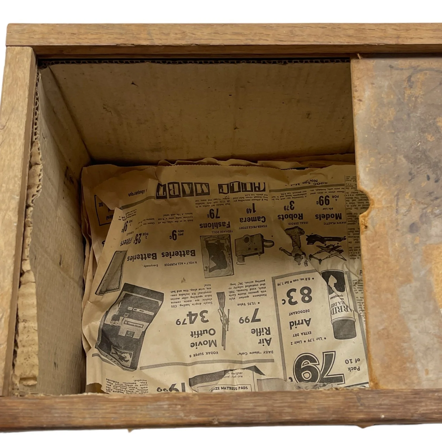Vintage whiskey wooden box with lid by National Distillers Products Corporation, Louisville, KY