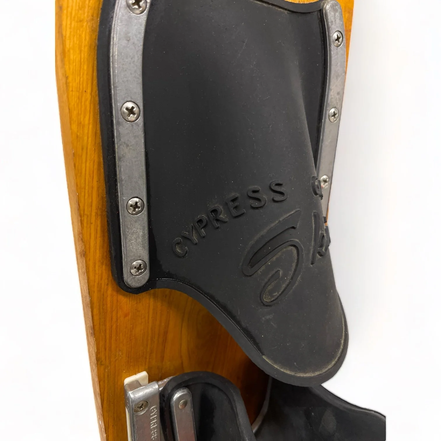 Vintage pair of Cypress Gardens trick wooden water skis, 19 3/4 inches with bindings.