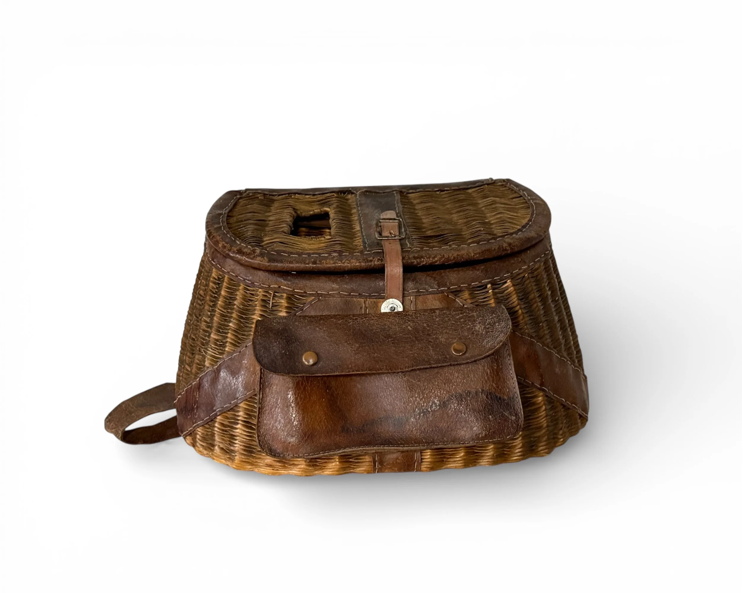 Rustic fishing basket with leather front pocket