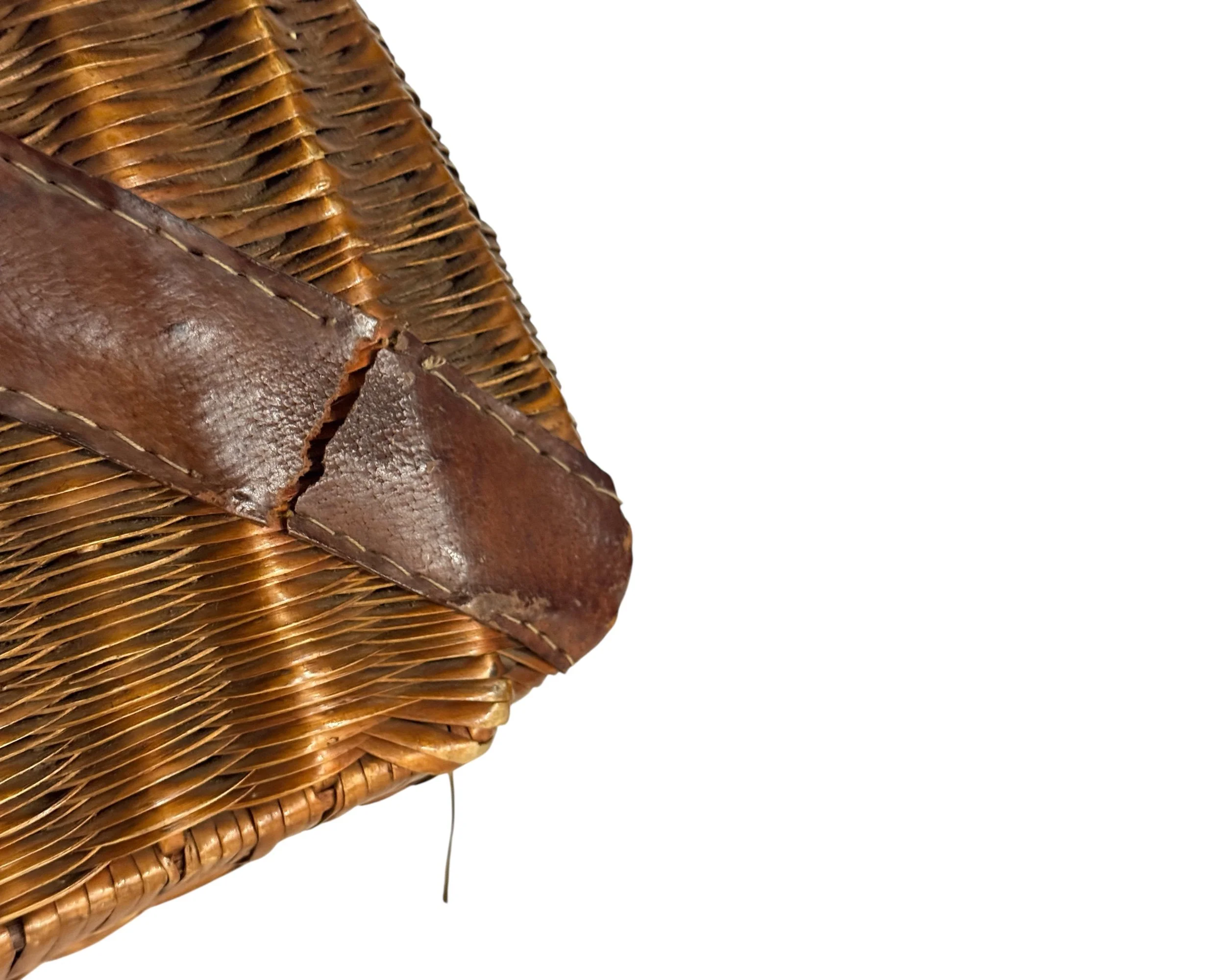 Photoroom_20260131_152108vintage fishing creel made in Japan - Modern Artifact Decor.JPG