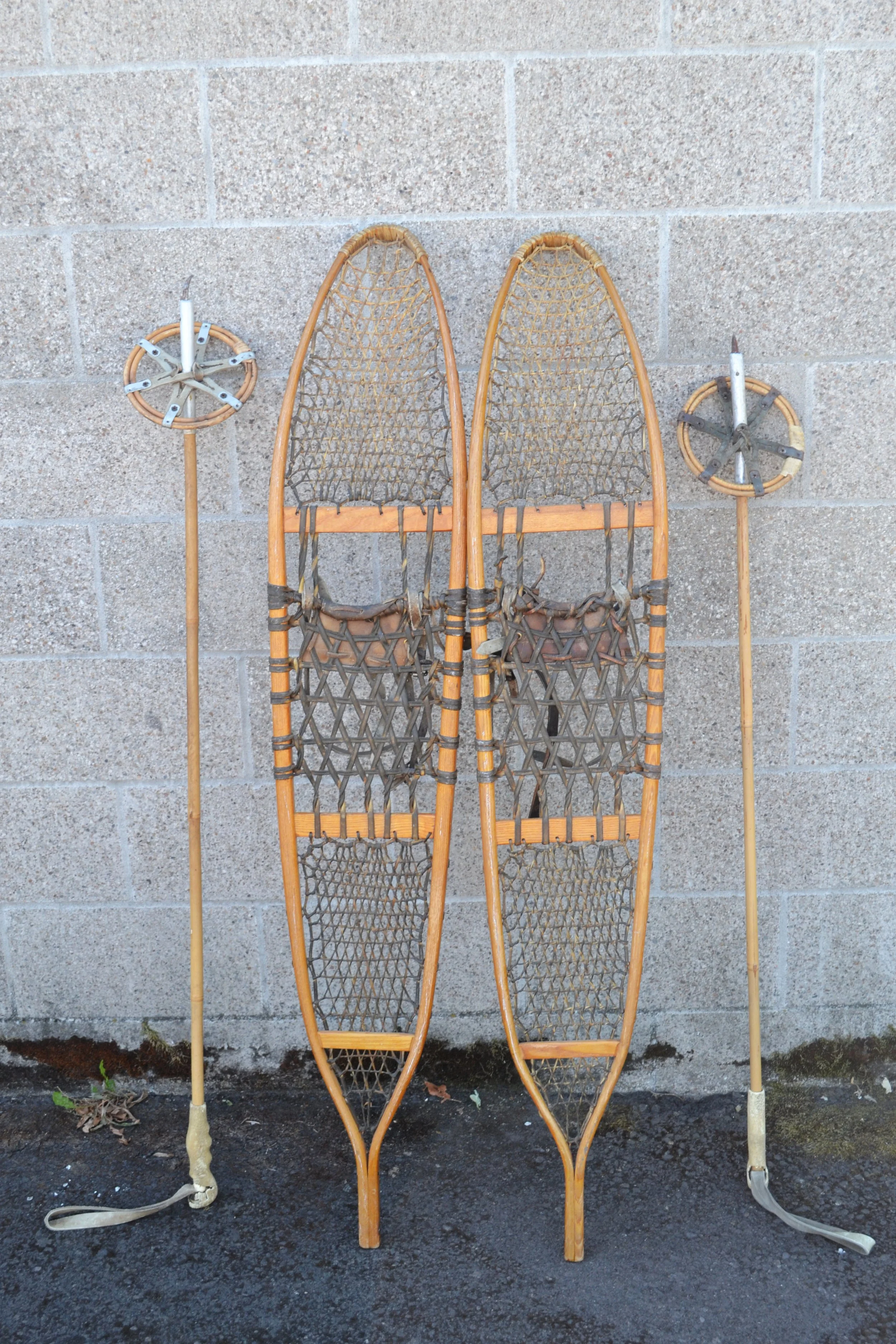 DSC_0028Vintage snocraft wooden snowshoes with bamboo poles - ModernArtifactDecor.jpg