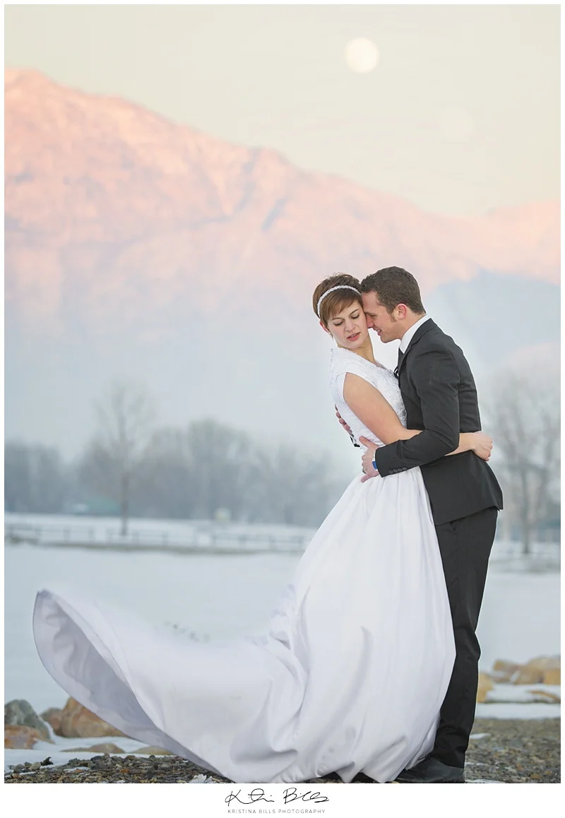 UtahLakeBridalsPhoto_0003.jpg