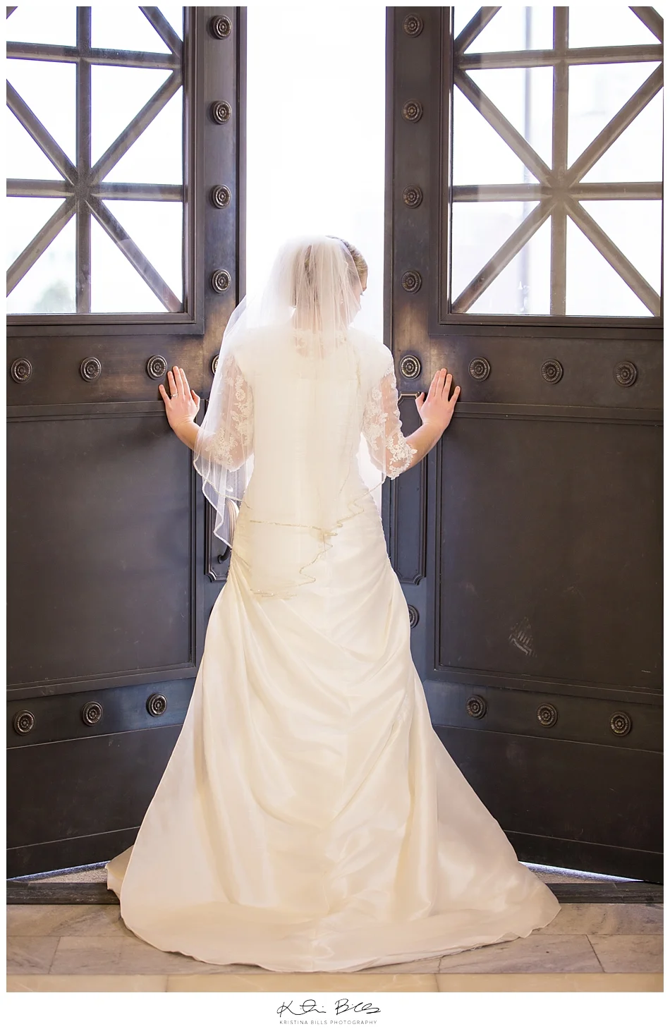 CapitolBridalPhotos_0009.jpg