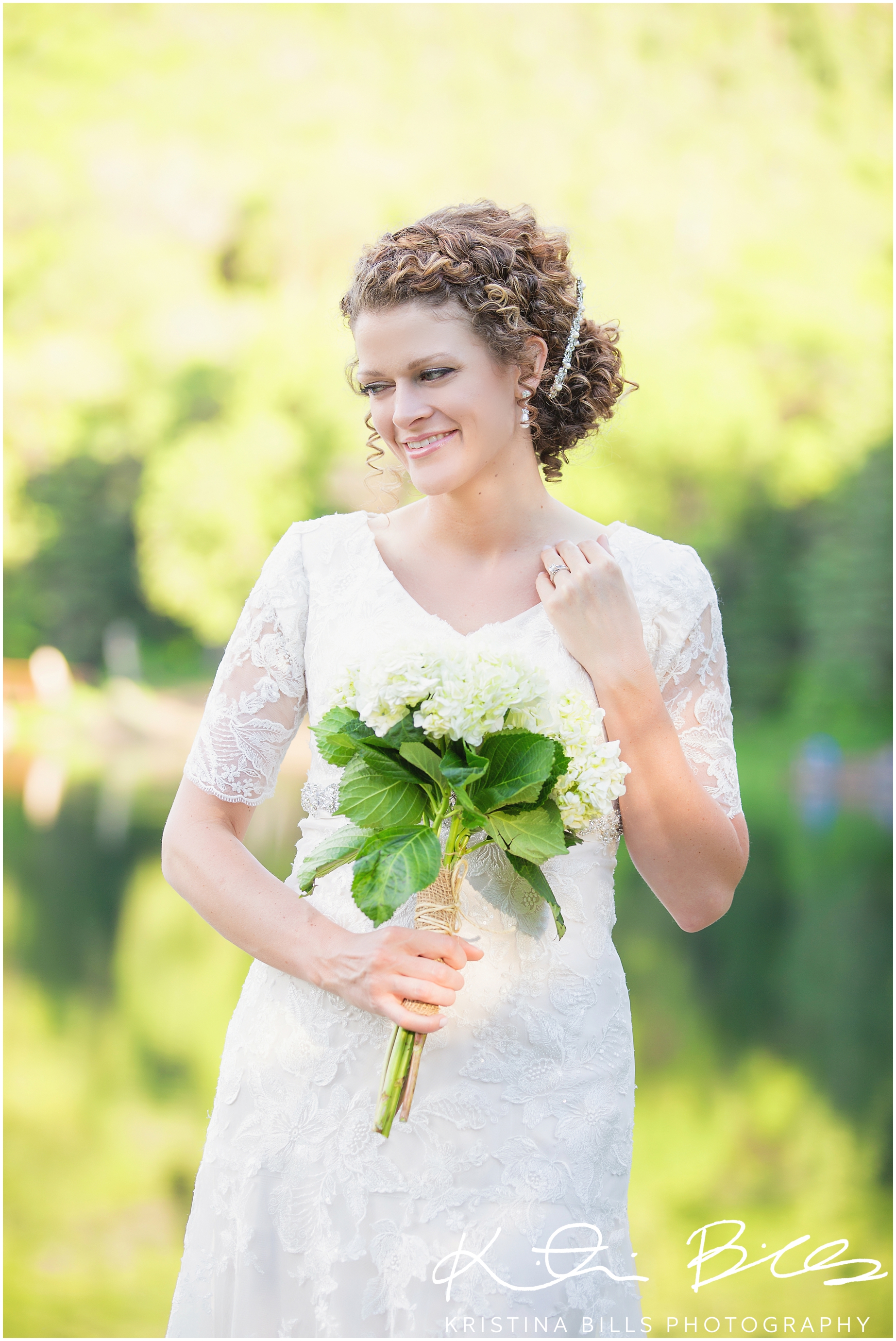 MapleLakePaysonBridalPhoto_0012.jpg