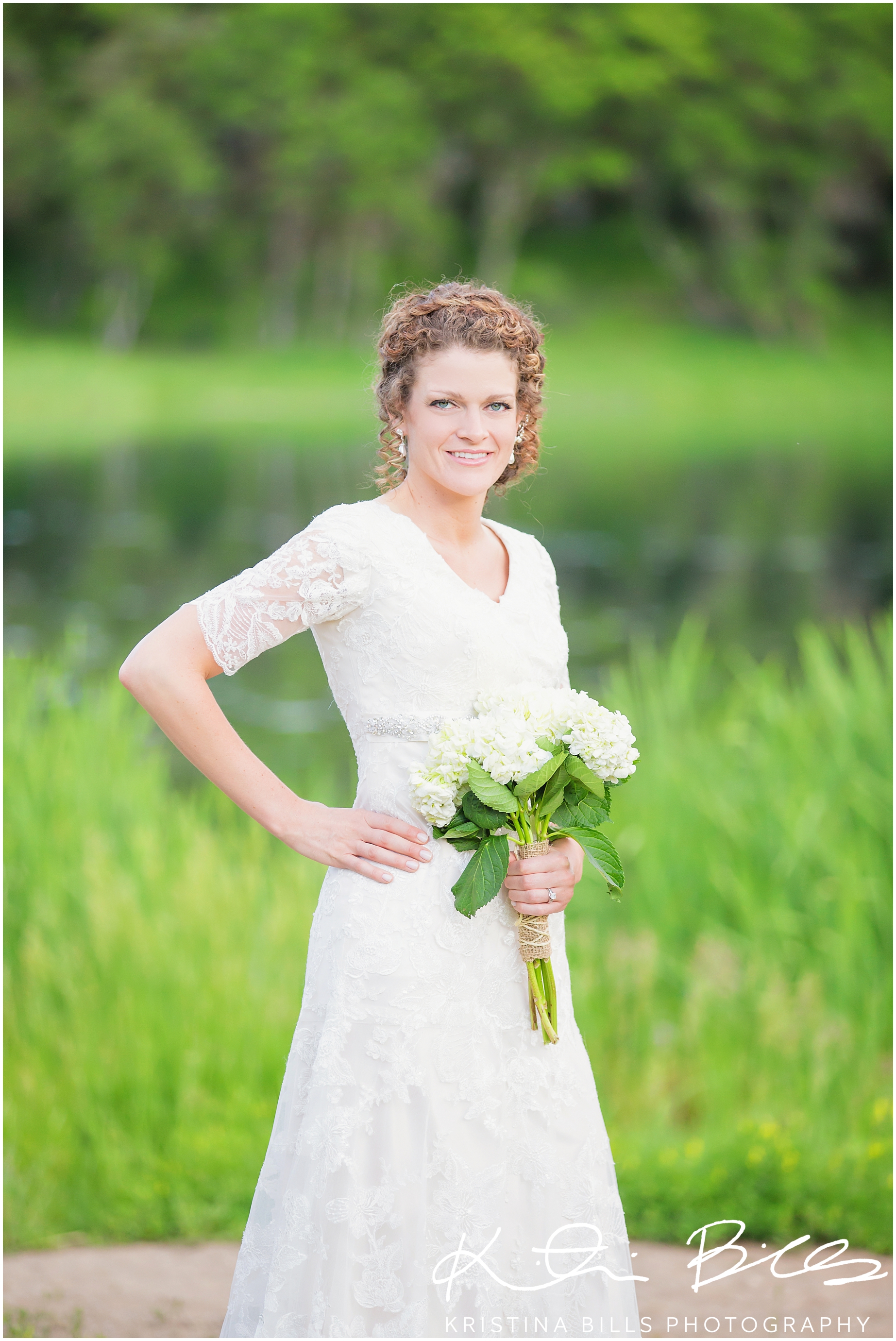 MapleLakePaysonBridalPhoto_0015.jpg