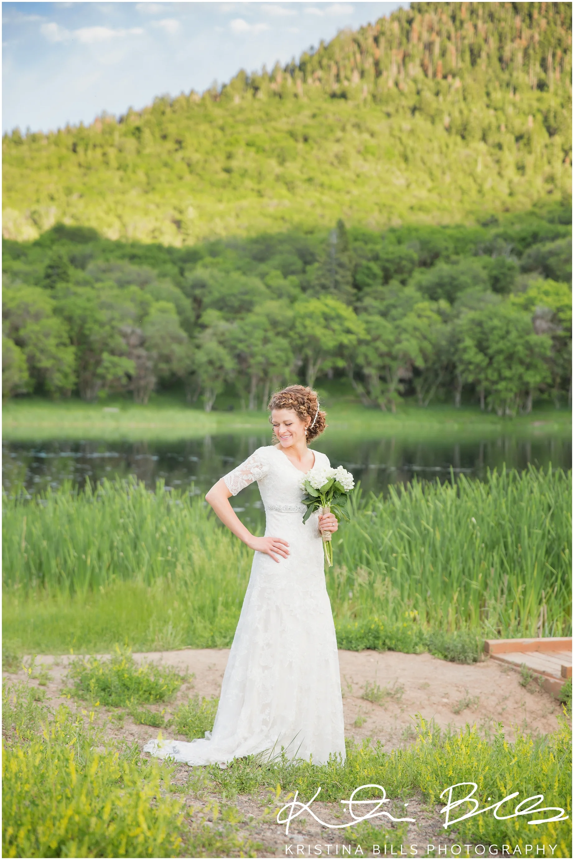 MapleLakePaysonBridalPhoto_0016.jpg