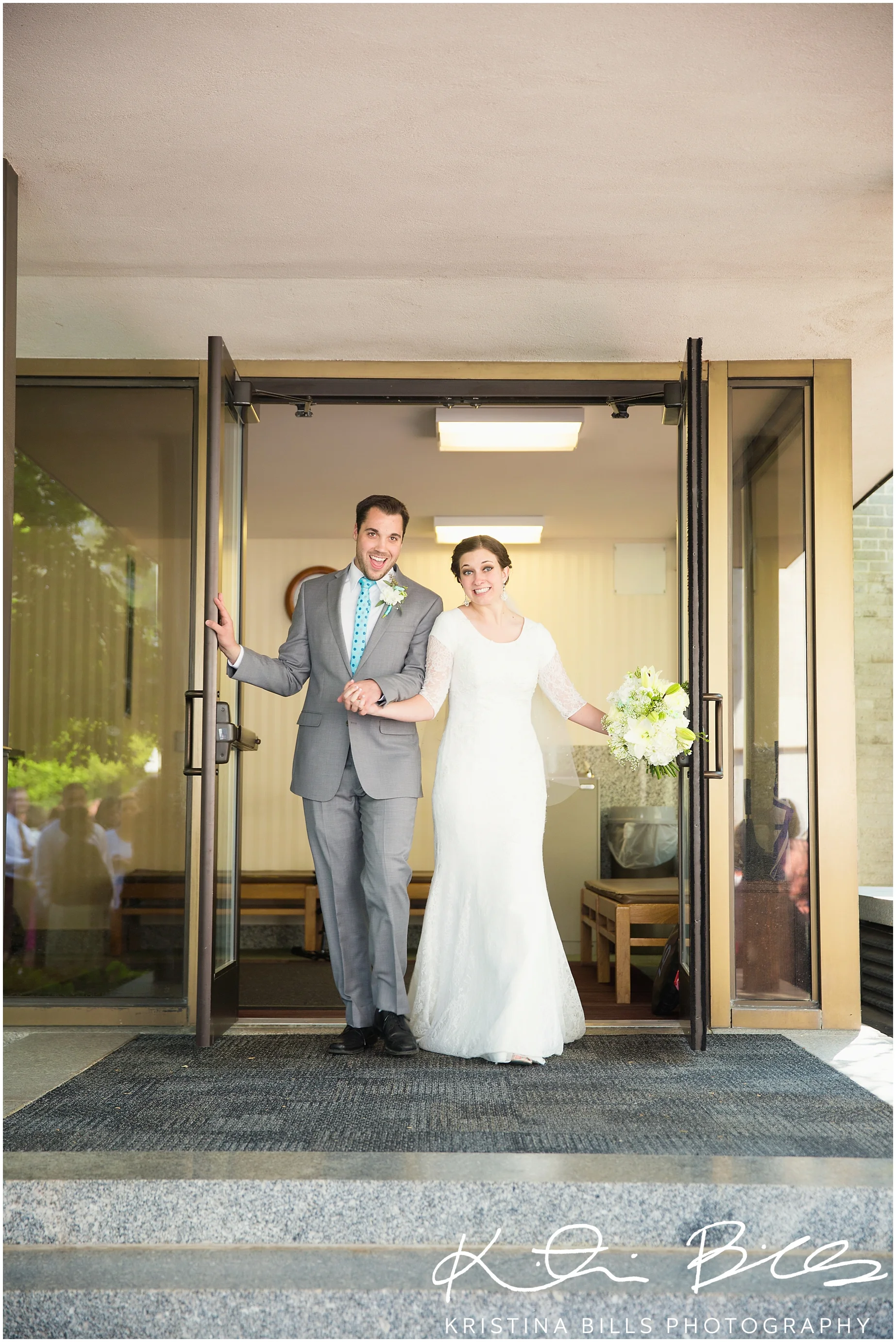 SaltLakeTempleWedding_0002.jpg