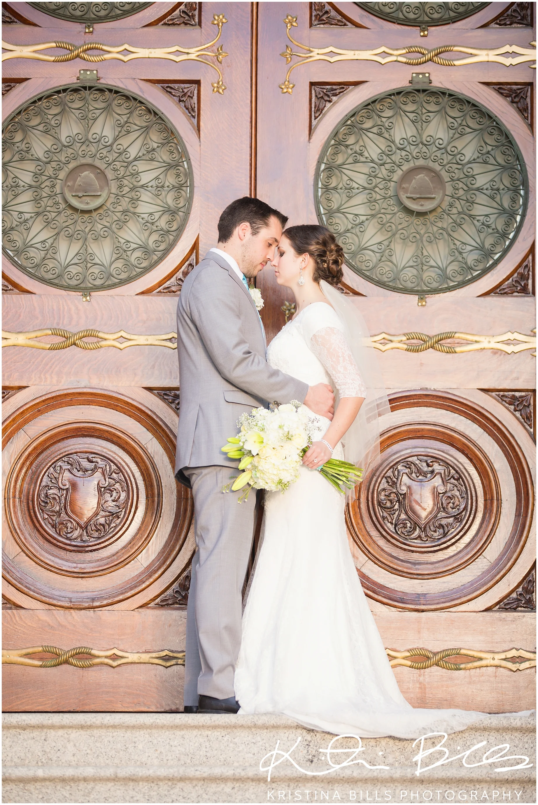 SaltLakeTempleWedding_0012.jpg