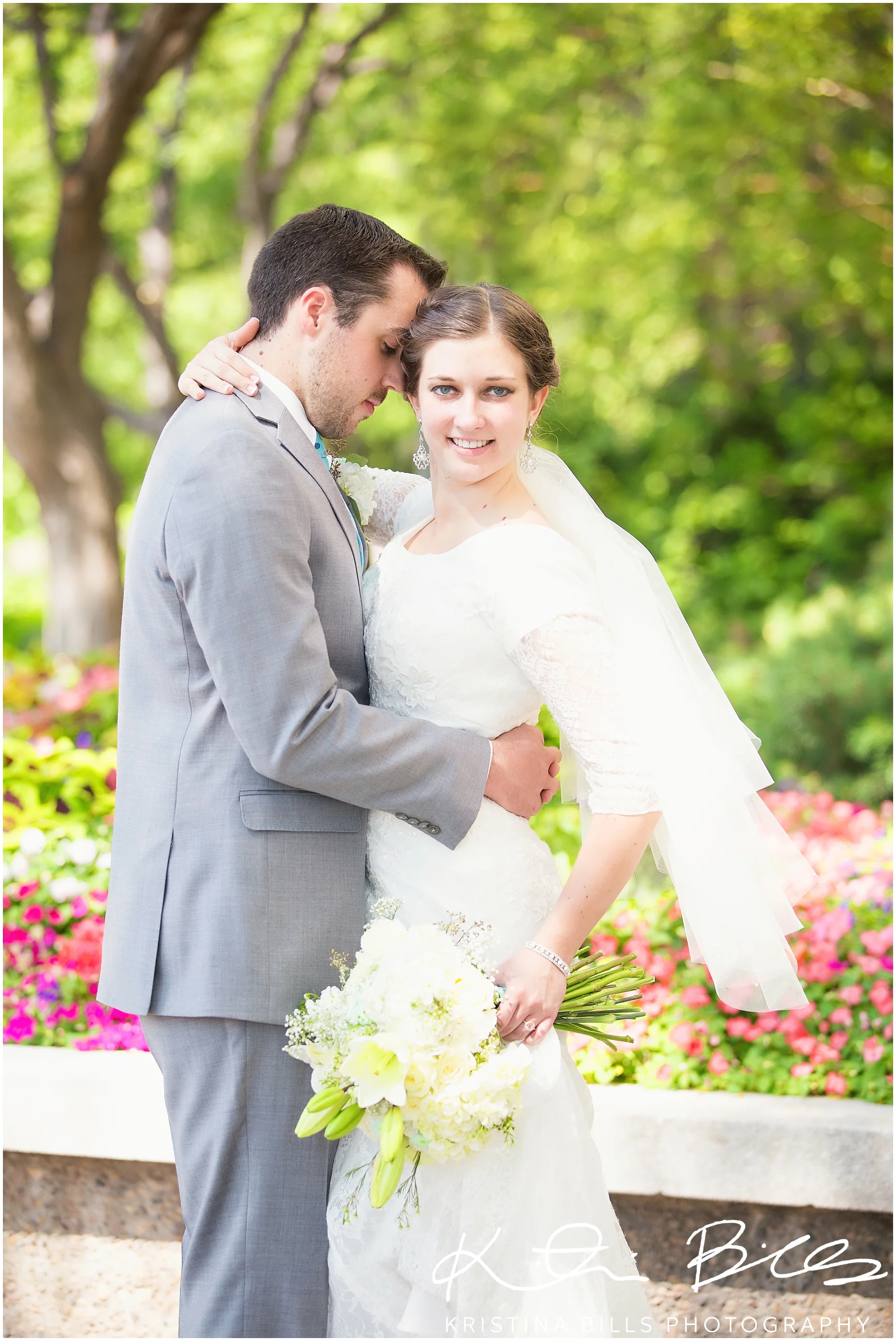 SaltLakeTempleWedding_0024.jpg