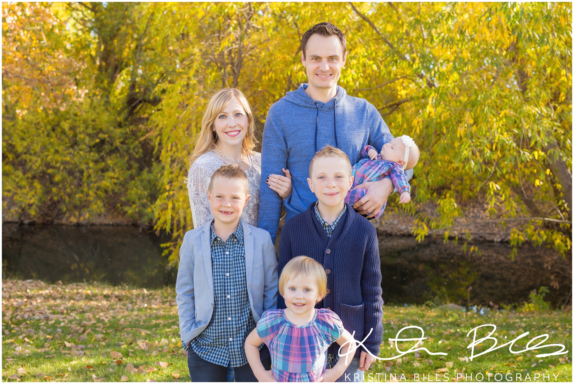 UtahLakeFallFamilyPhoto_0006.jpg