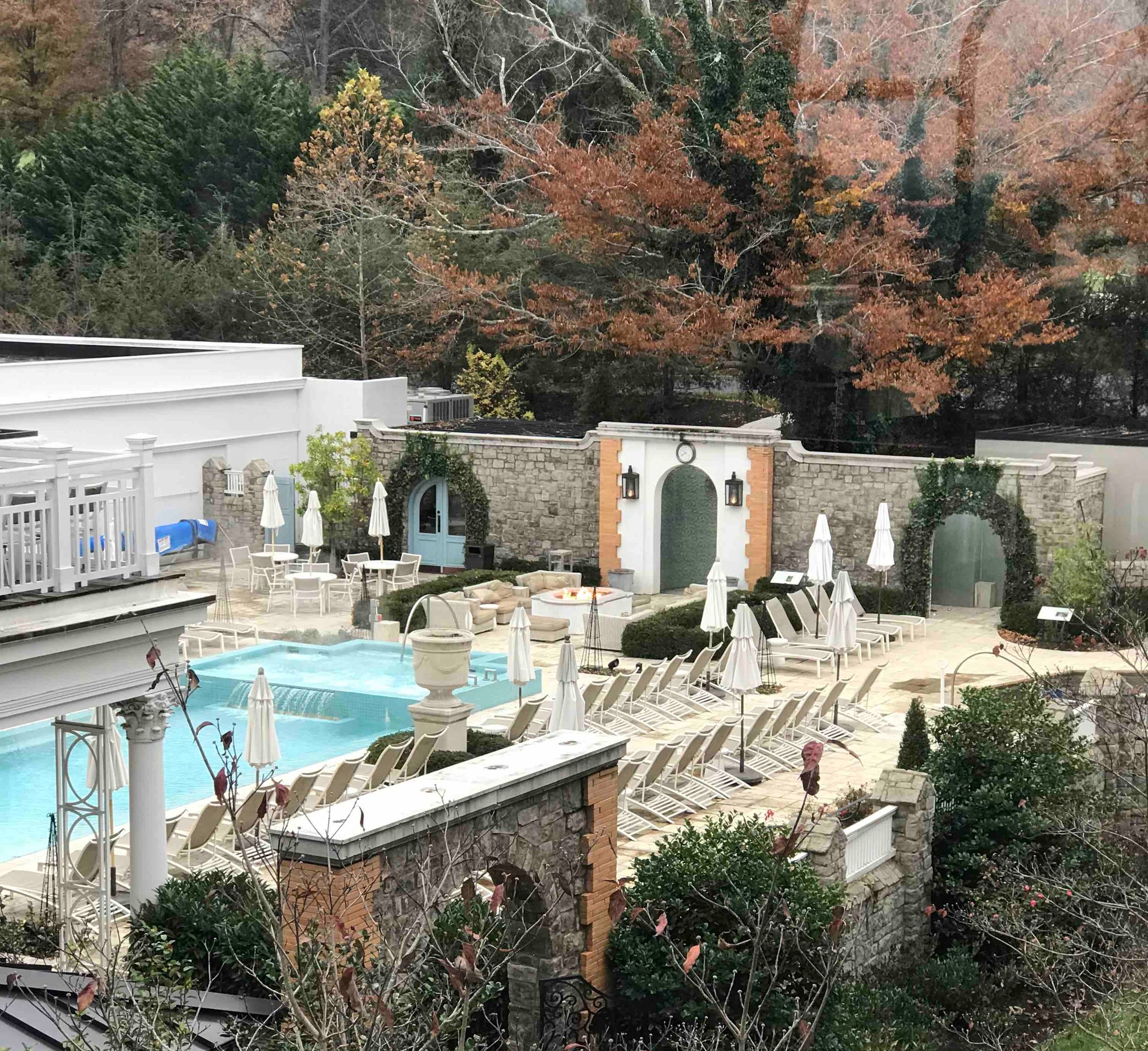 Pool+and+Hot+Springs%2C+Omni+Homestead+Hotel+VA.jpg