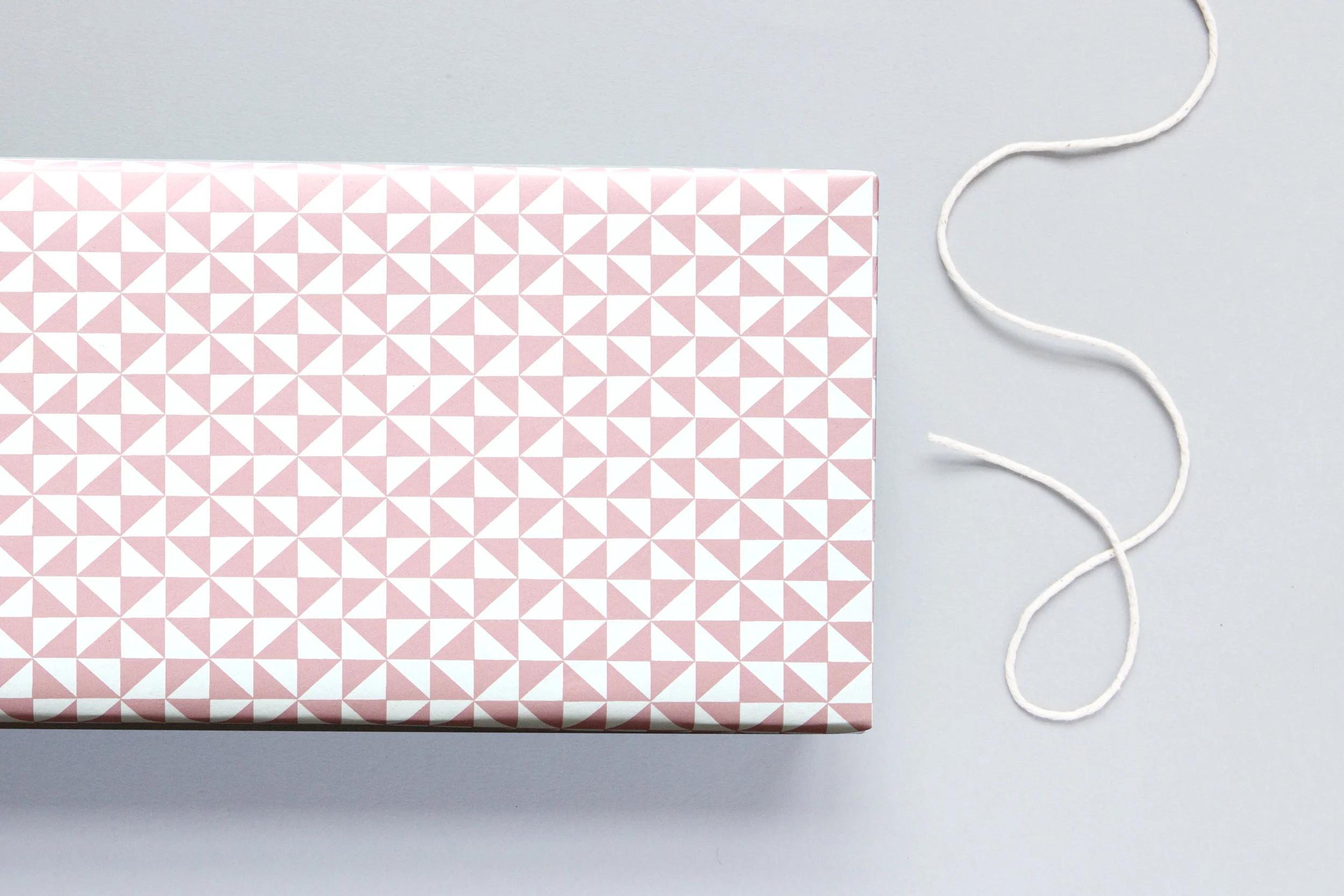 PP025 - Patterned Papers, Kaffe Print in Clay Pink, ola.jpg