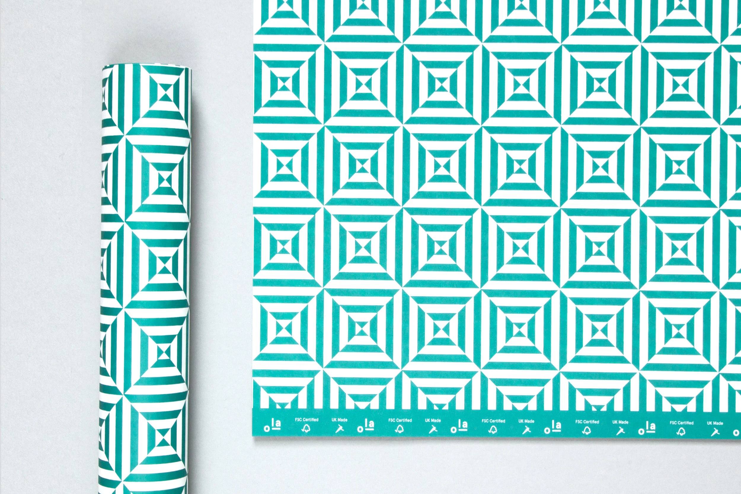 PP023 - Patterned Papers, Alma Print in Peacock Green, ola 2.jpg