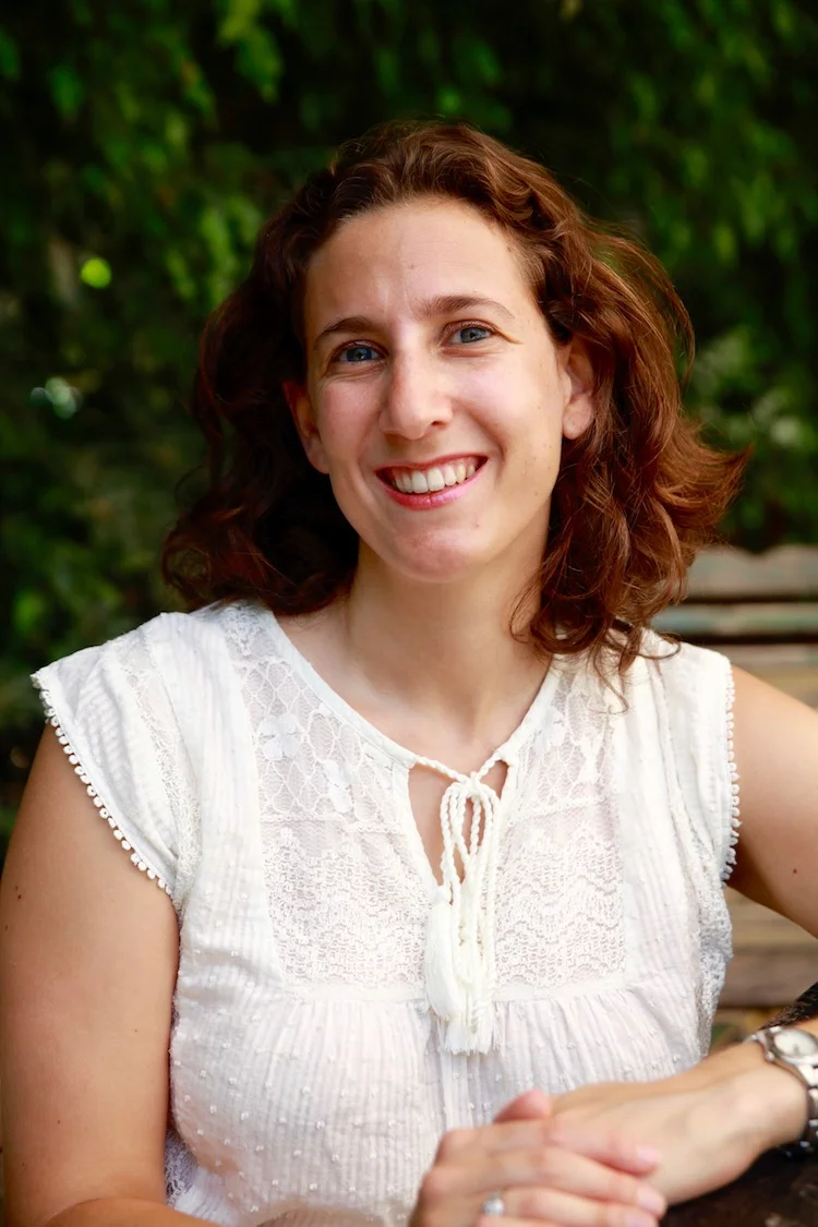 PORTRAIT_JULIE.jpg