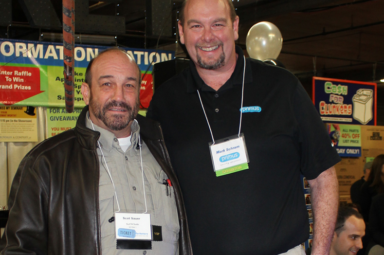 2016 Primus Top Load Washer winner Scot Sauer with Primus respresentative Mark Schram.