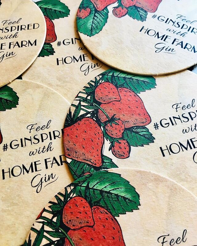 NEW GIN in store! We are VERY excited to be stocking local gin from @homefarmgin made in Hethersett! The Strawberry and Mint Gin is AMAZING 🍓🌿 #newstock #shopsmall #supportlocal #shopindependent #localgin