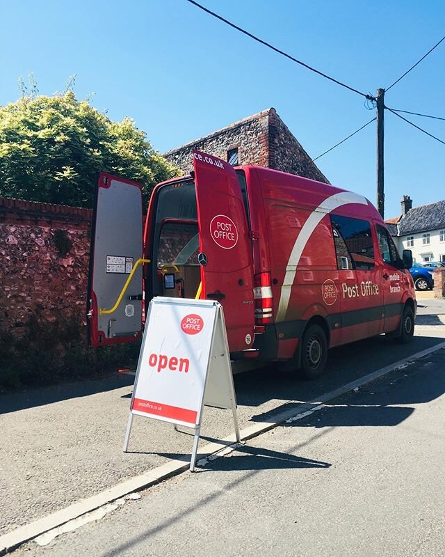 Beautiful blue skies and the sun is shining 🌞 I am here in WALSINGHAM on the POST OFFICE VAN📮🚘 from 11am -12pm on a Tuesday! #postofficevan #staysafe #community #supportlocal