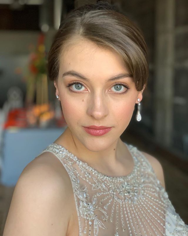 Bright eyed babe ⭐️
⠀⠀
Using @faceatelier Ultra Foundation. Sparkle on the lip thanks to @patmcgrathreal “Pale Fire Nectar” gloss
⠀⠀
Makeup by Lyndsay on @michal.kathleen @maggieagency
⠀⠀
.
.
.
.
.
.
.
.
#weddingmakeup #weddinghair #boston #thebostonbride #bostonmakeupartist #isaidyes #shesaidyes #wereengaged #engaged #bostonhairstylist #bostonweddings #bostonmua #weddinginspo #bridesmaidmakeup #bridesmaidhair #theknot #naturalmakeup #destinationwedding #bostonbride #updo #weddingchicks #bridalupdo #hairtutorial #makeuptutorial
