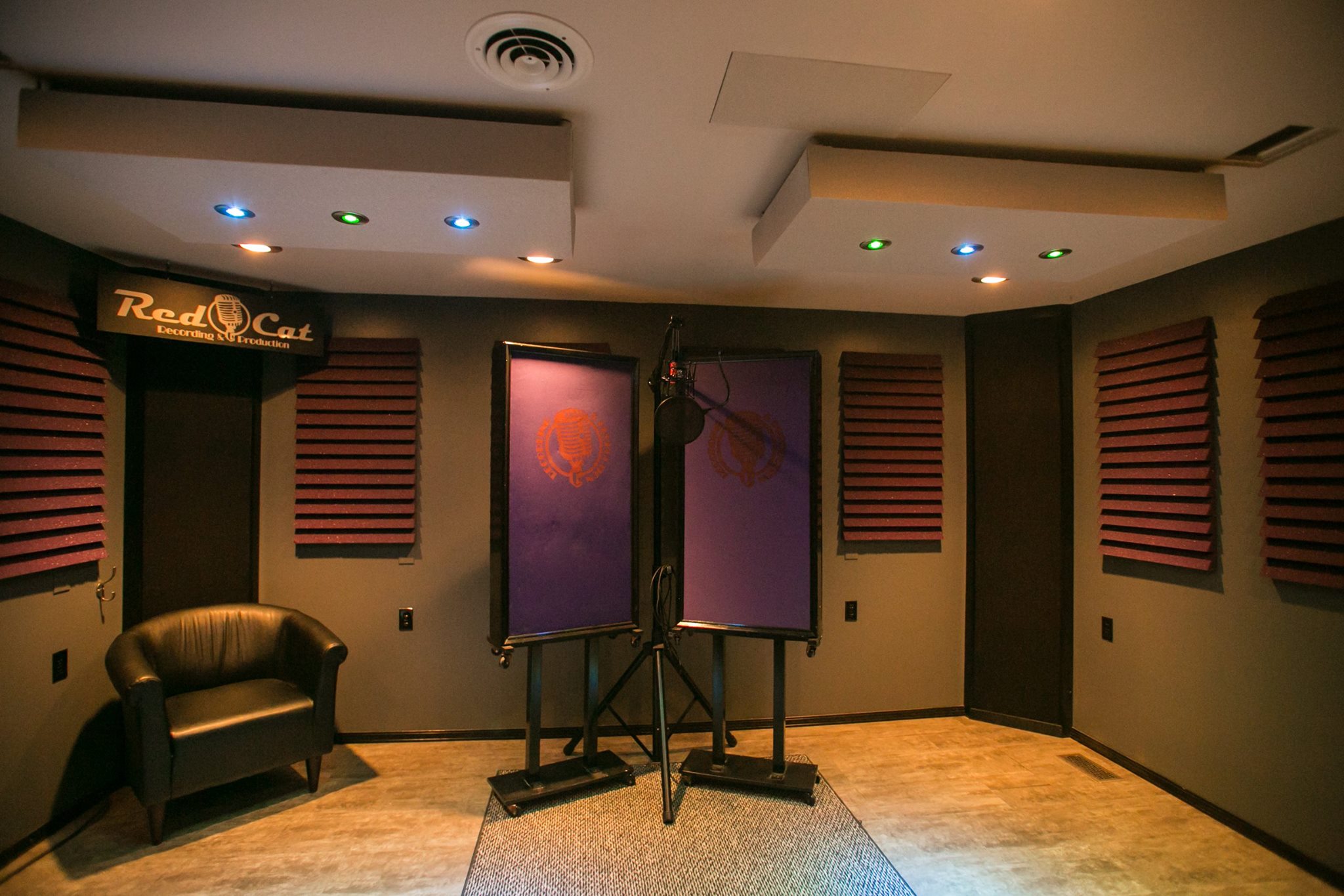 Red Cats Live Room