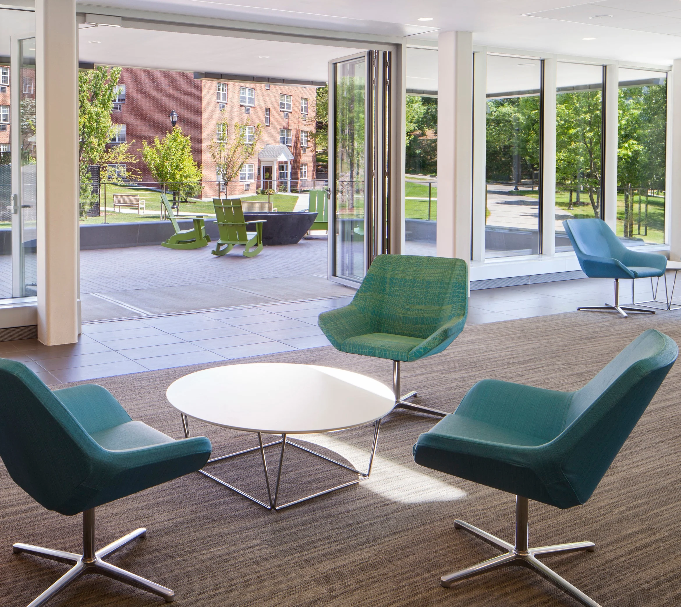 We worked closely with Perkins+Will to relate an exterior firepit space to their Student Center interiors.