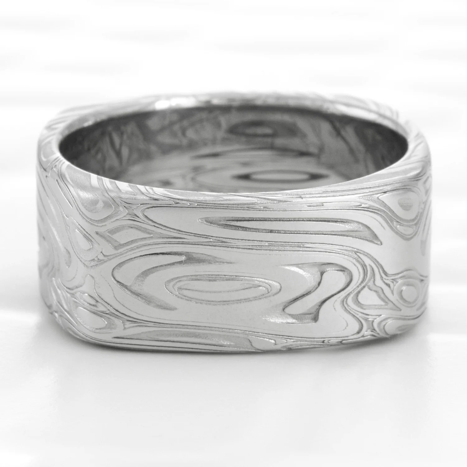 strong pattern mens damascus ring square