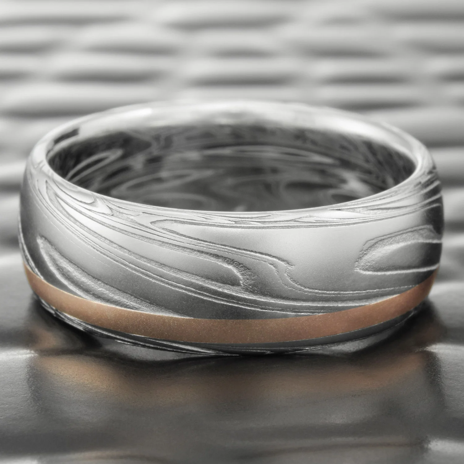 gold accent damascus mens domed band