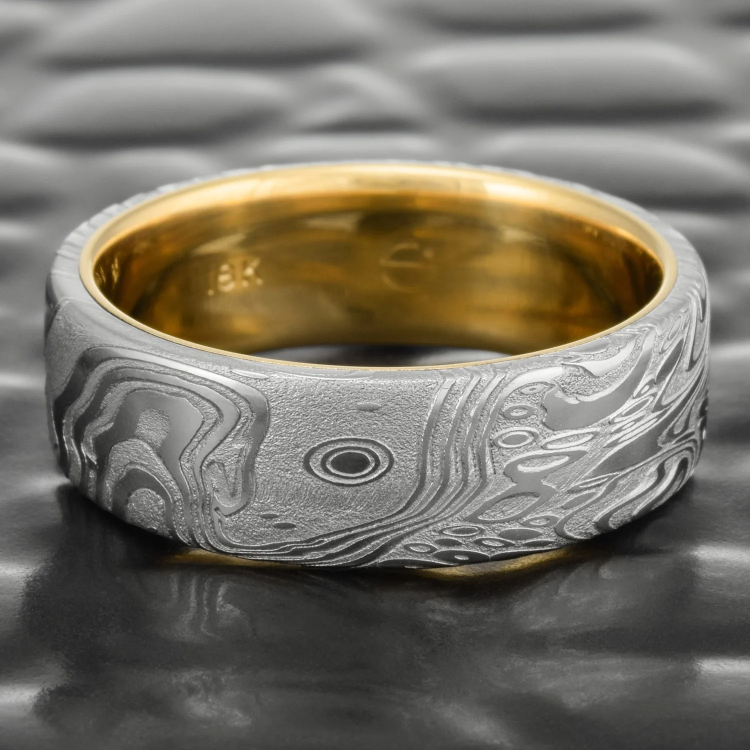 unique handmade damascus gold liner ring
