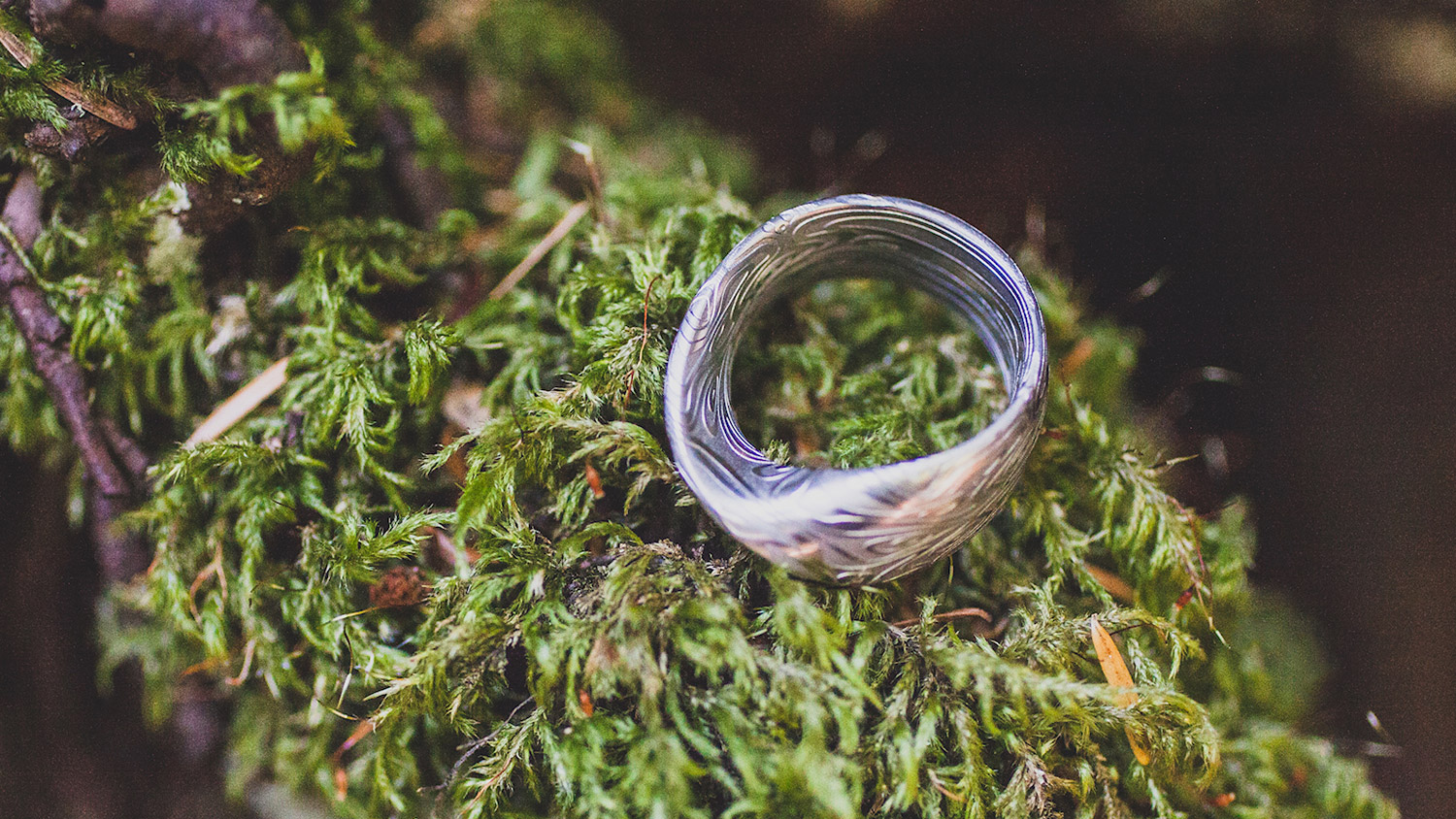 Custom Mobius Strip Damascus Steel Ring