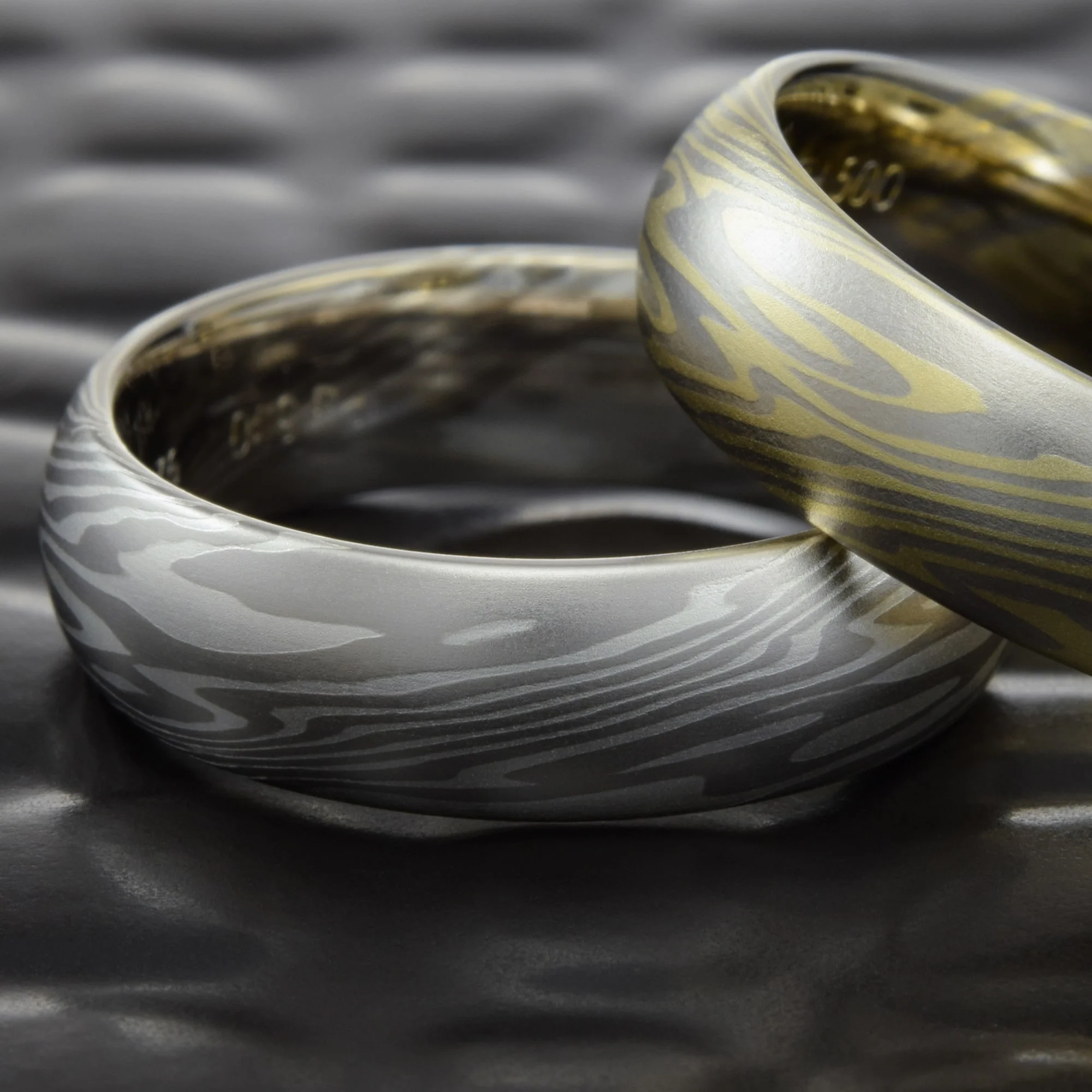 twisting woodgrain pattern mokume mens palladium and silver